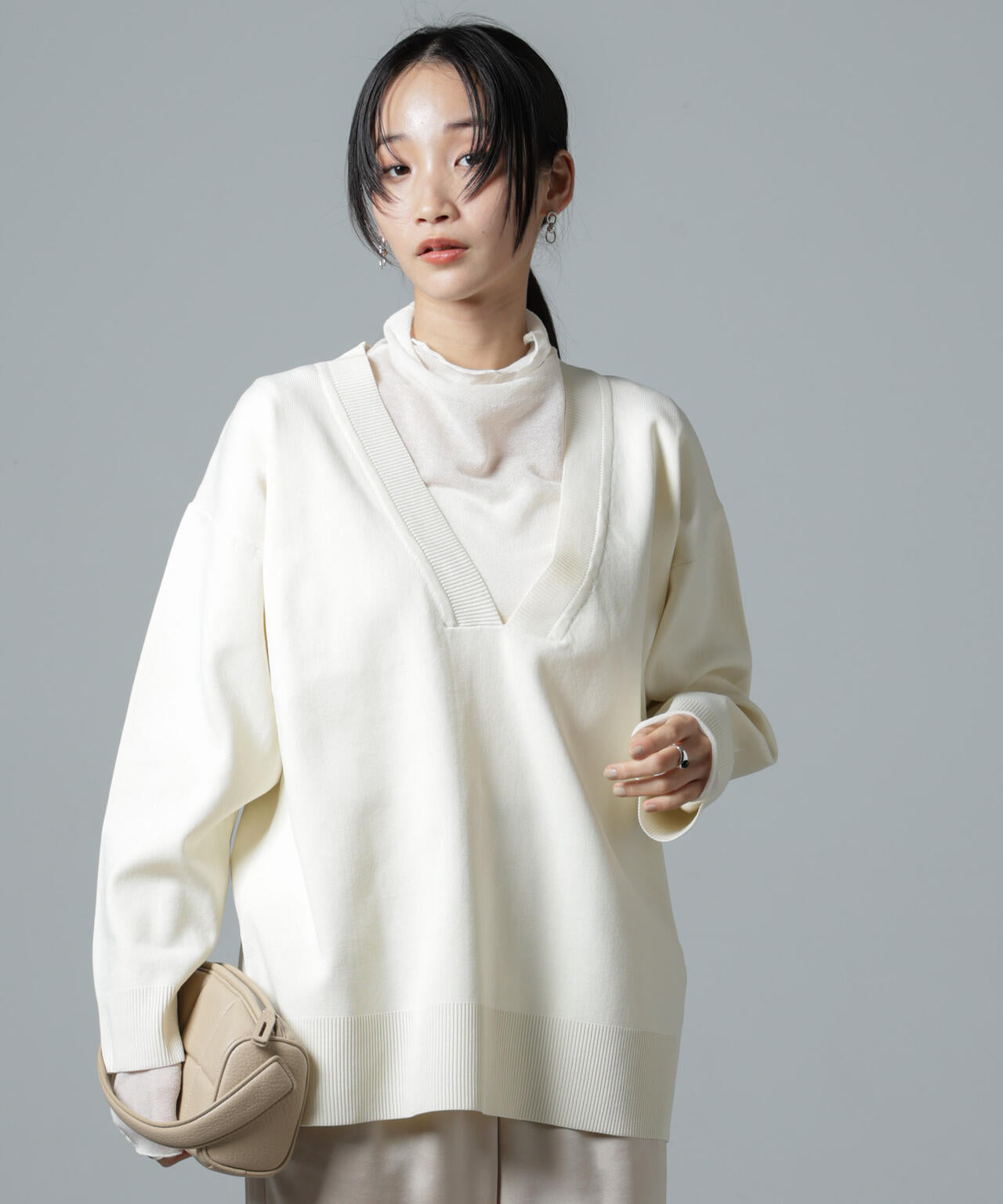 洗濯機洗い可Vネックバックスリットニットトップス