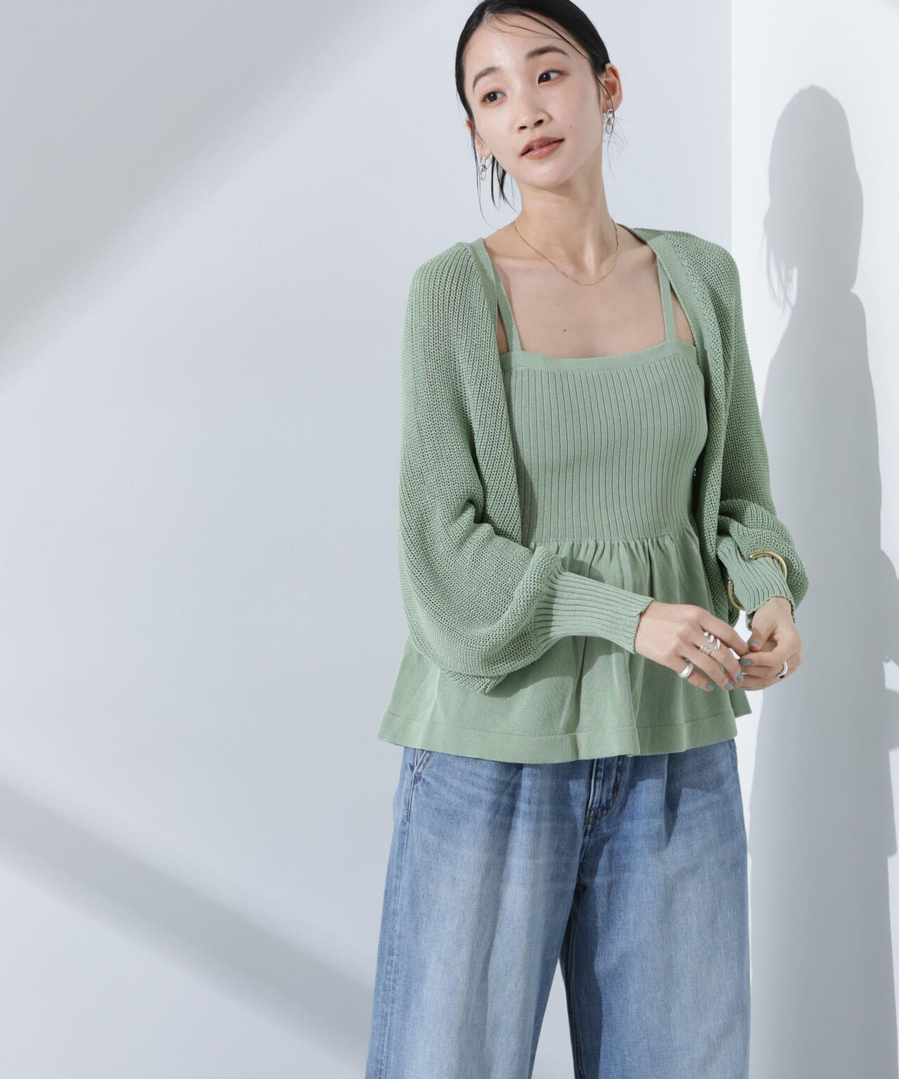 6417a867-f904-53c7-9907-35c2e2e00139_Image