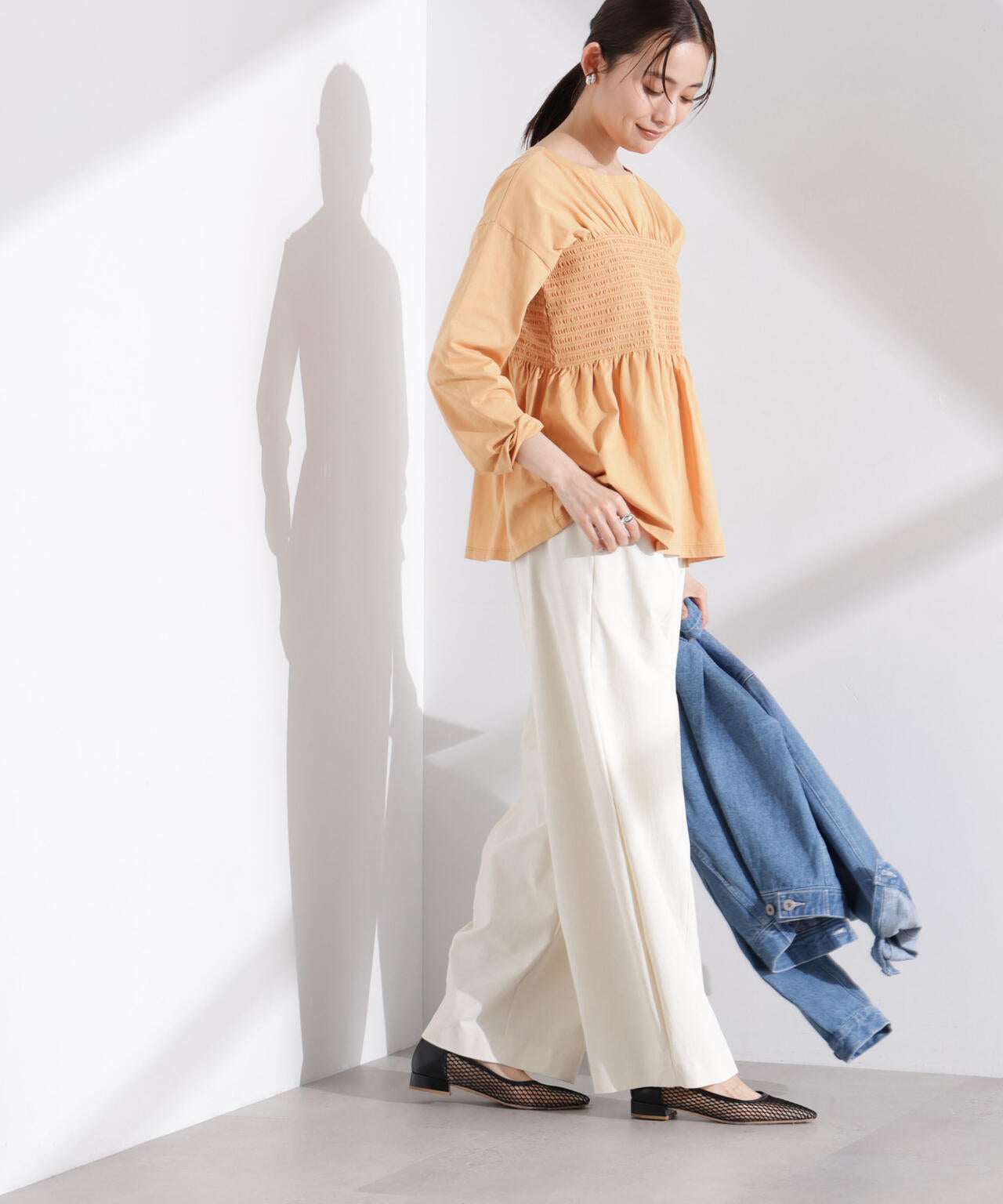 83661619-d230-556a-9926-d9d835db804a_Image