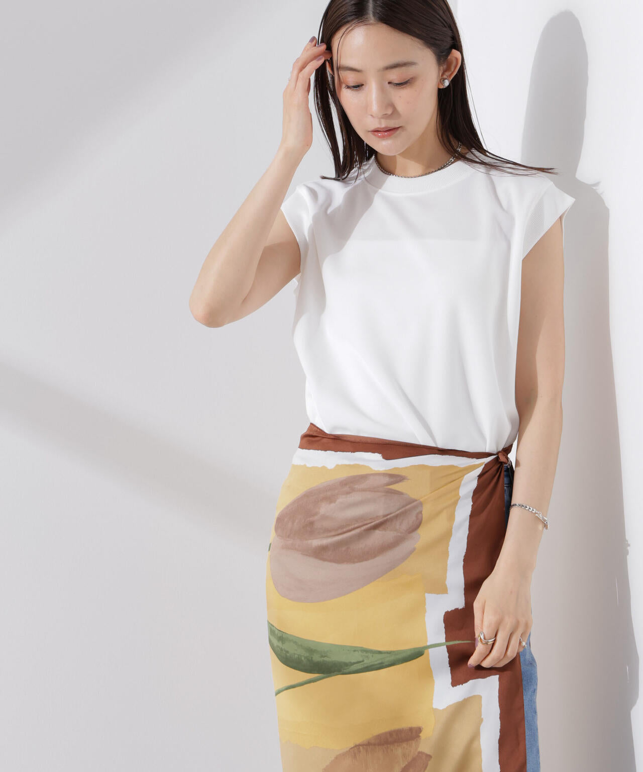 カットジョーゼットノースリーブTシャツ