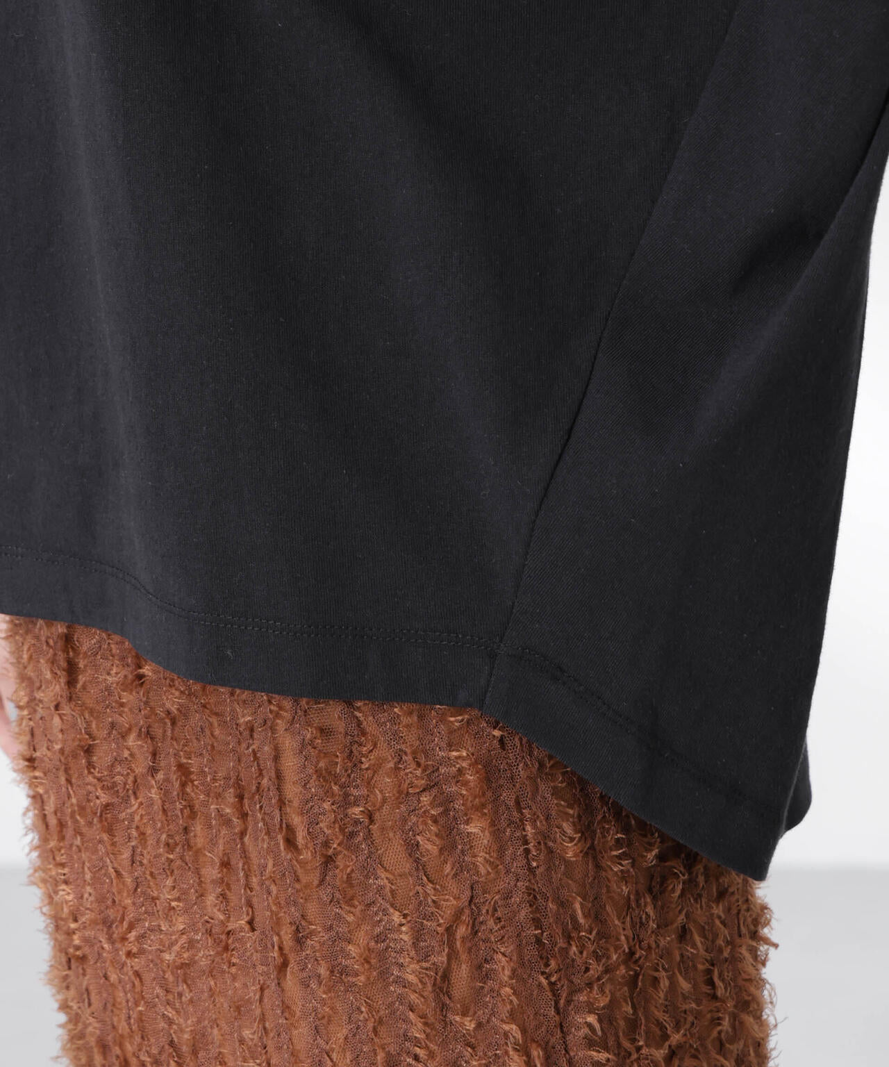 変形スリーブカットトップス