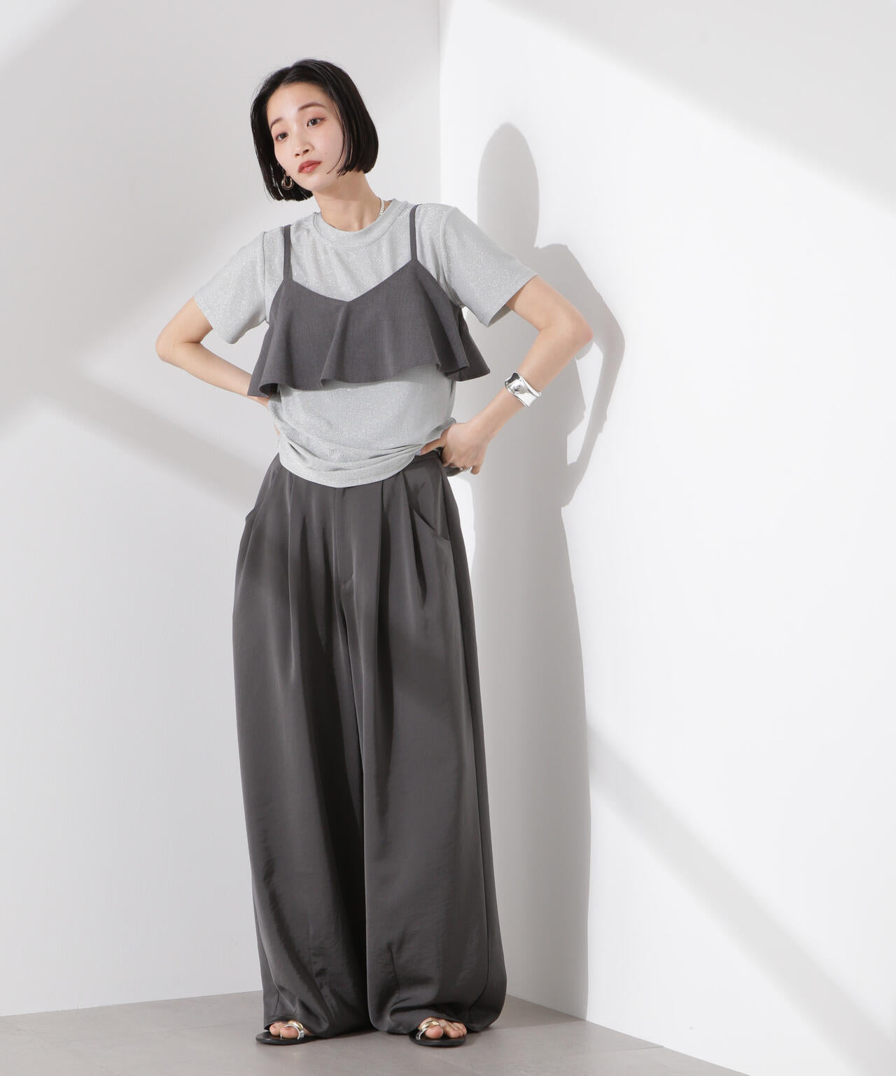 ラメカットクルーネックTシャツ