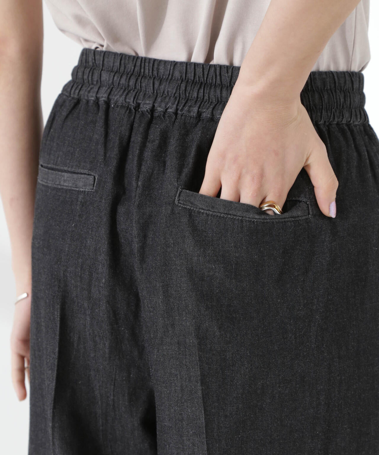 f4d62011-e374-5a9c-be91-d702b3f8559f_Image