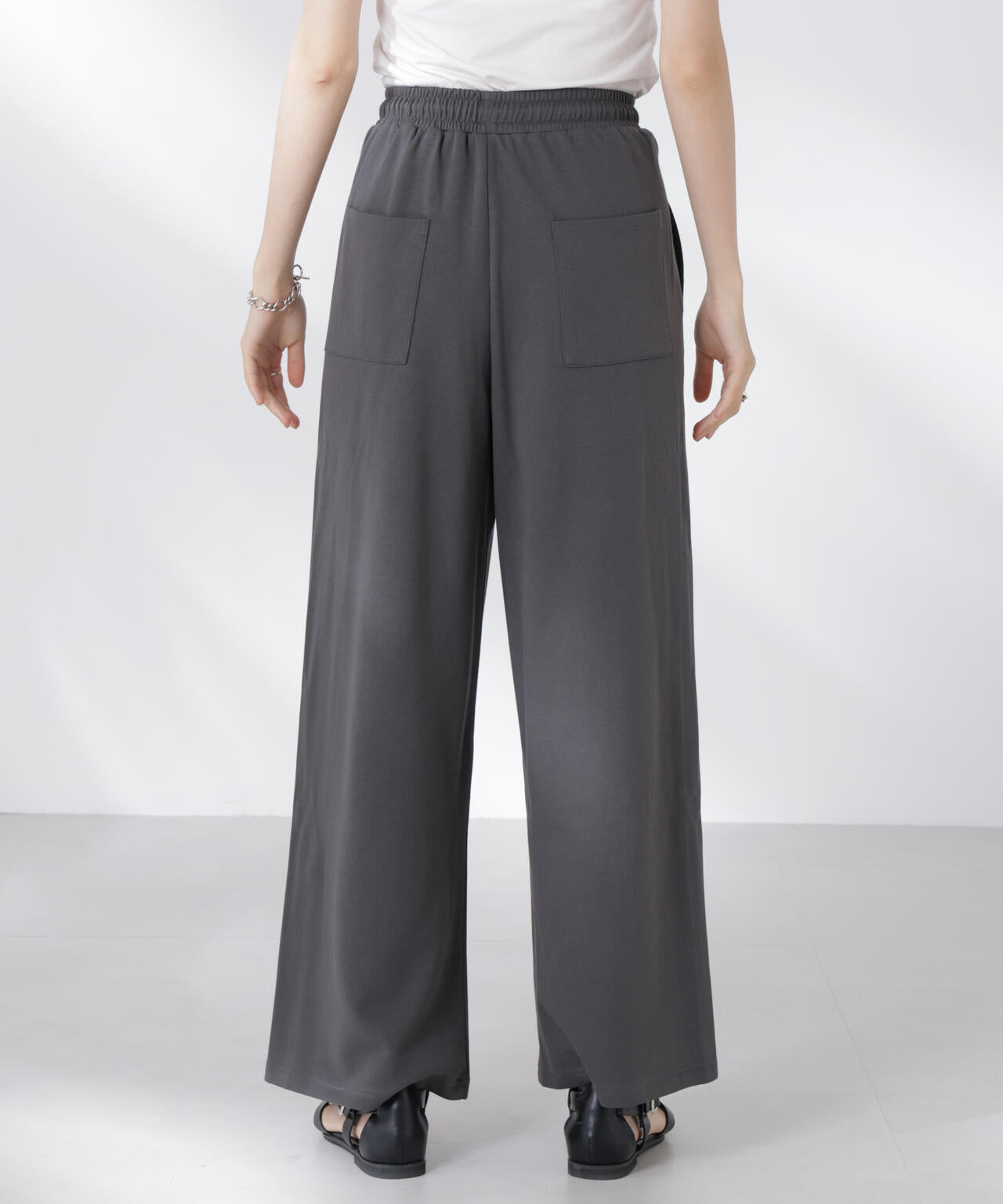 eec5b012-c96f-5e36-8c43-fd339a5b8f52_Image