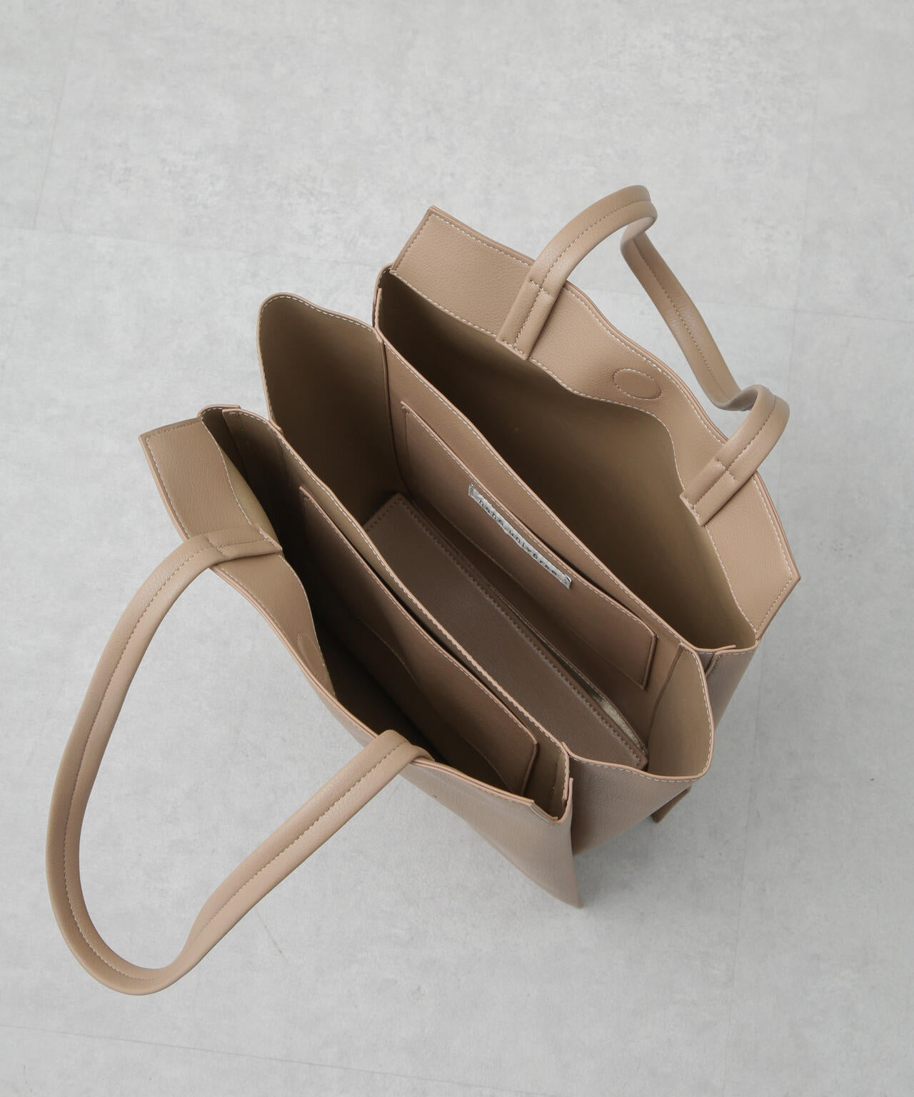 5bbd2e69-b52e-5e6a-9f2d-ce9c3361aa3f_Image