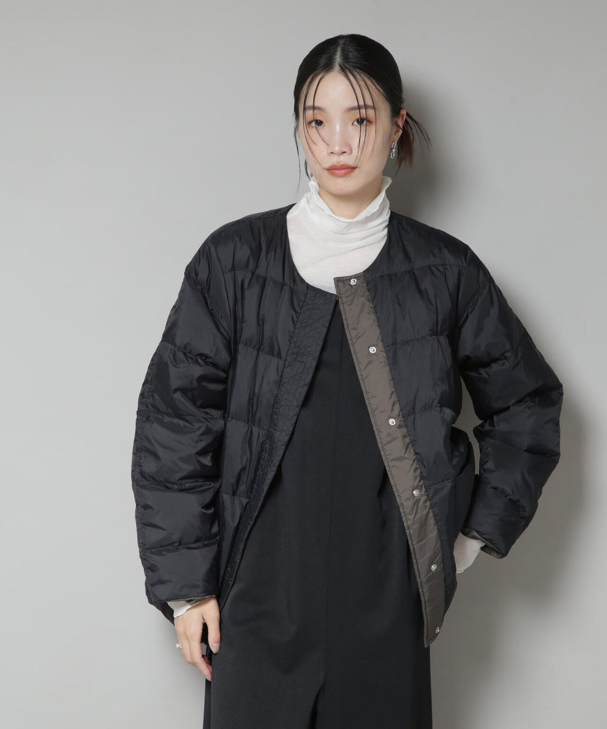 撥水加工ライトダウン リバーシブルノーカラージャケット