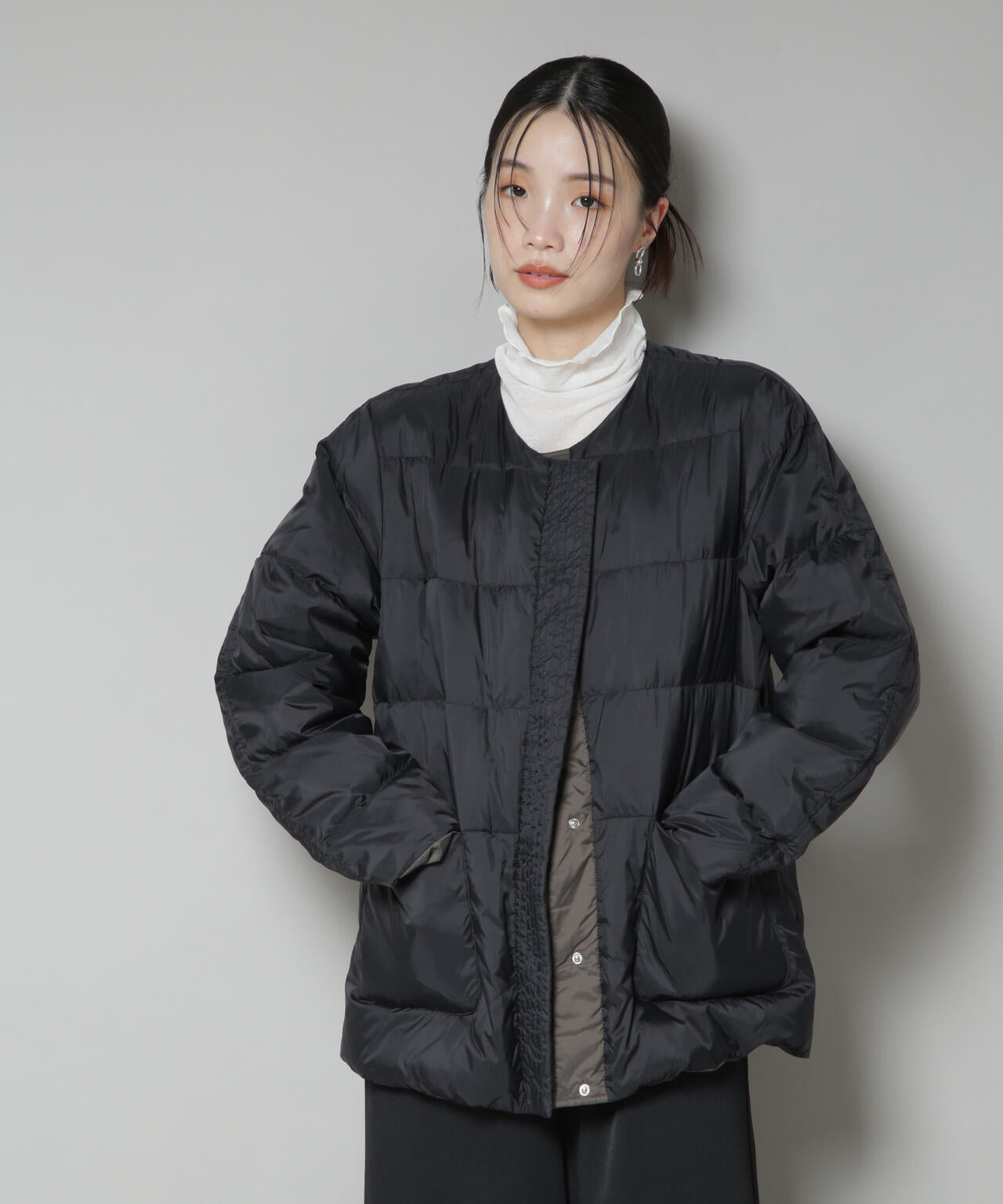 撥水加工ライトダウン リバーシブルノーカラージャケット