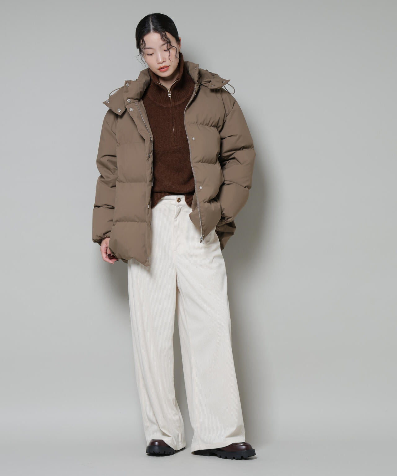 Aラインミドルダウンコート