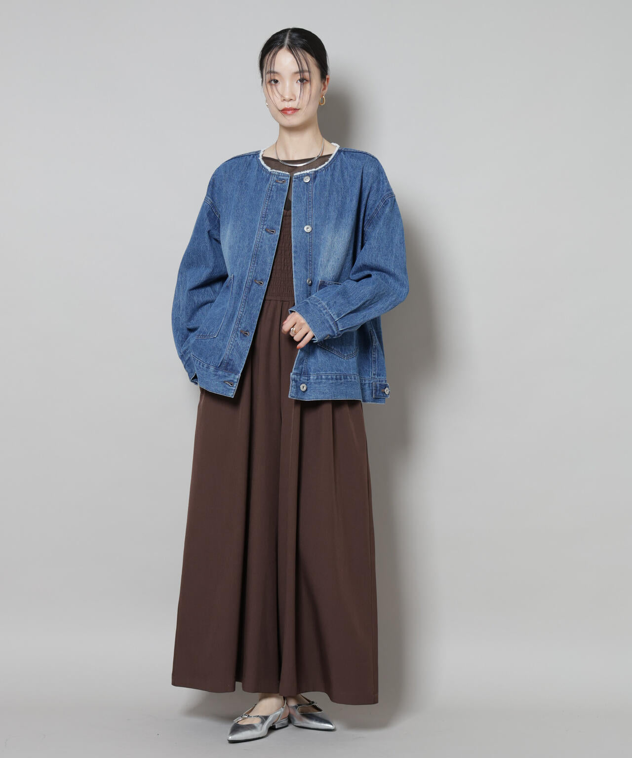 ノーカラーデニムジャケット