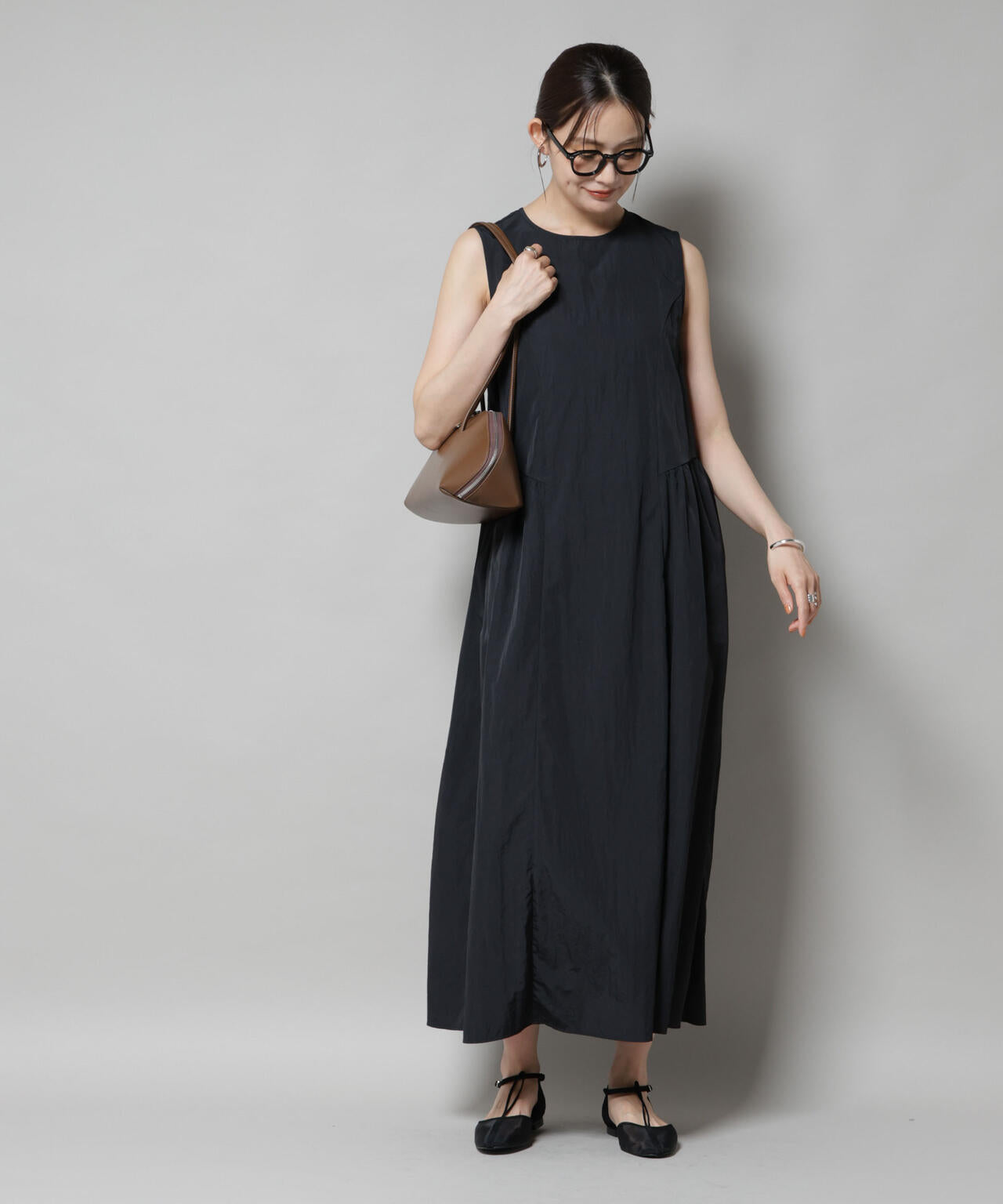 サイドギャザーナイロンワンピース
