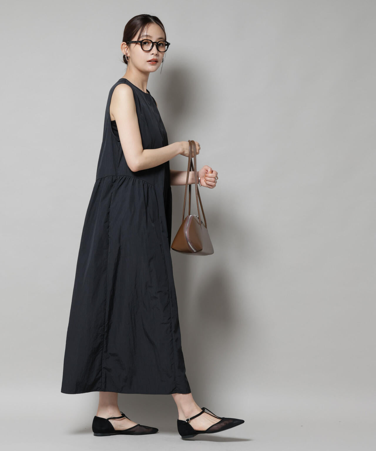 サイドギャザーナイロンワンピース