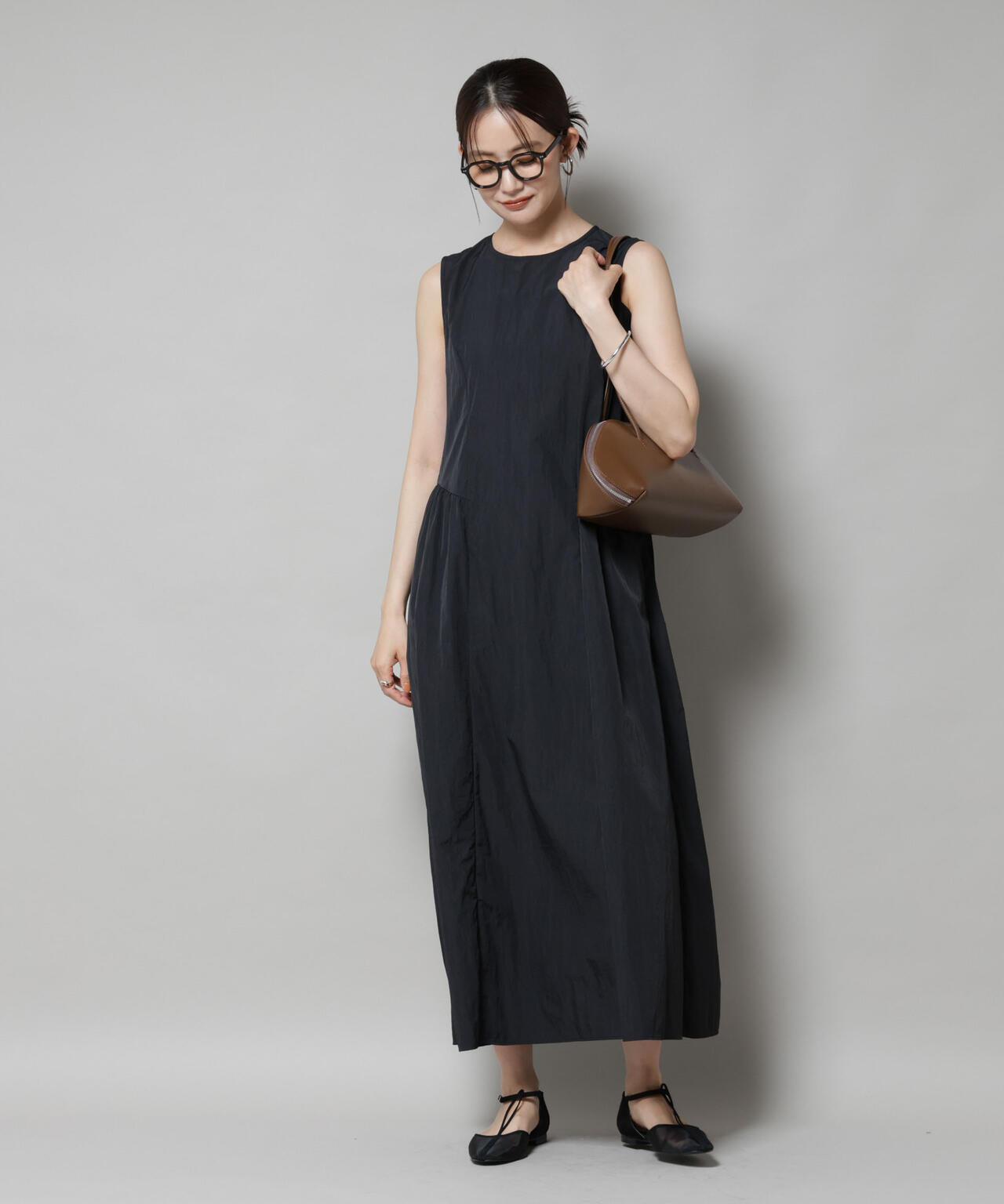サイドギャザーナイロンワンピース