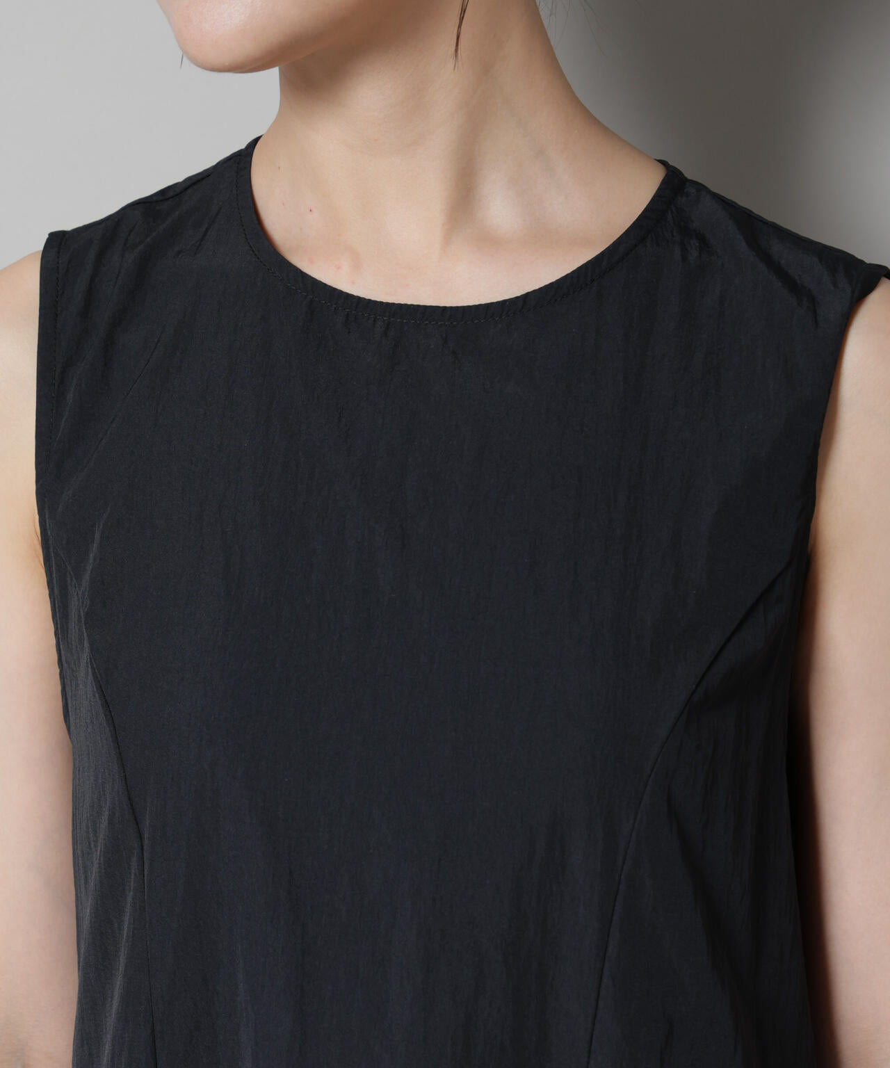 サイドギャザーナイロンワンピース