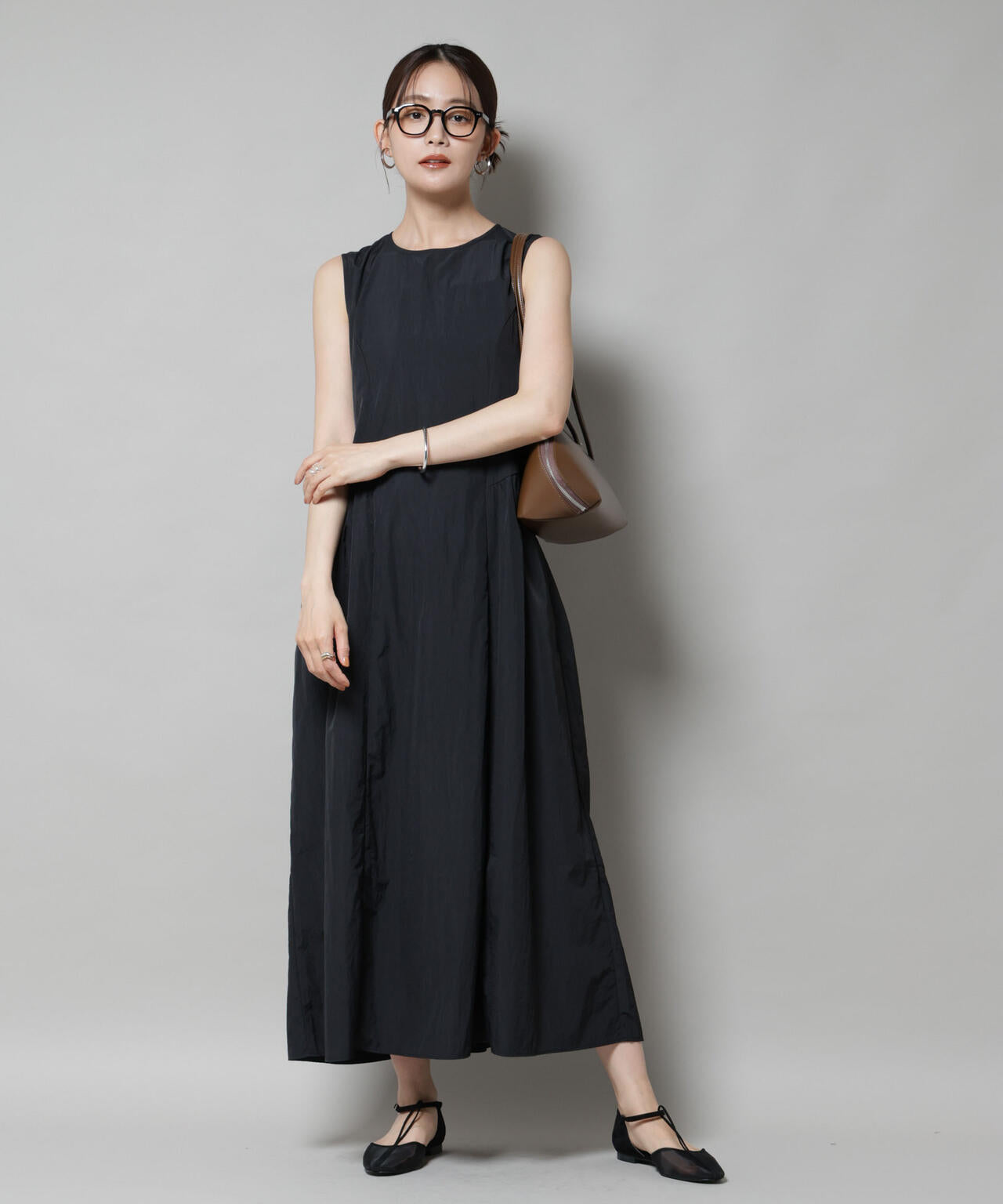 サイドギャザーナイロンワンピース