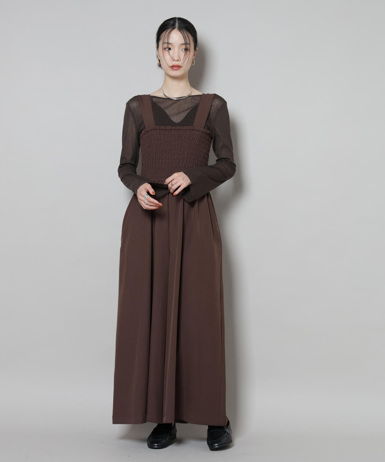 シャーリングサロペット