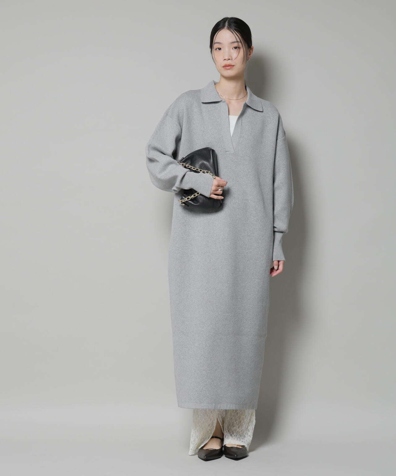 スウェットライク衿付きスキッパーニットワンピース