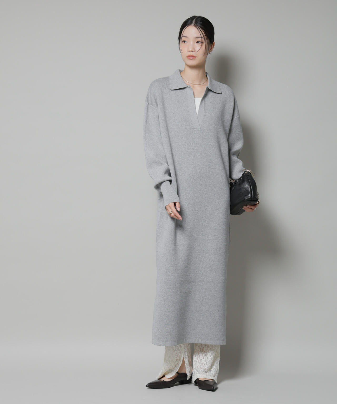 スウェットライク衿付きスキッパーニットワンピース