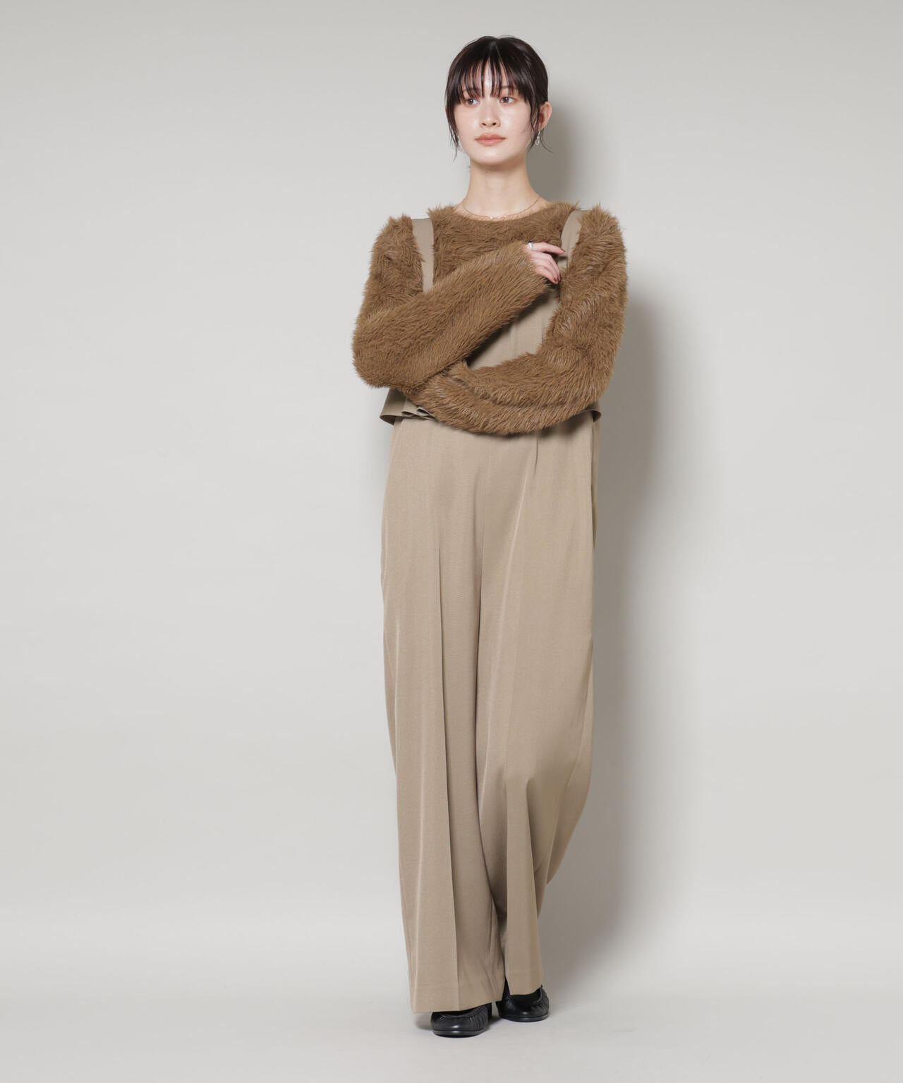 フロントフリルサロペットパンツ