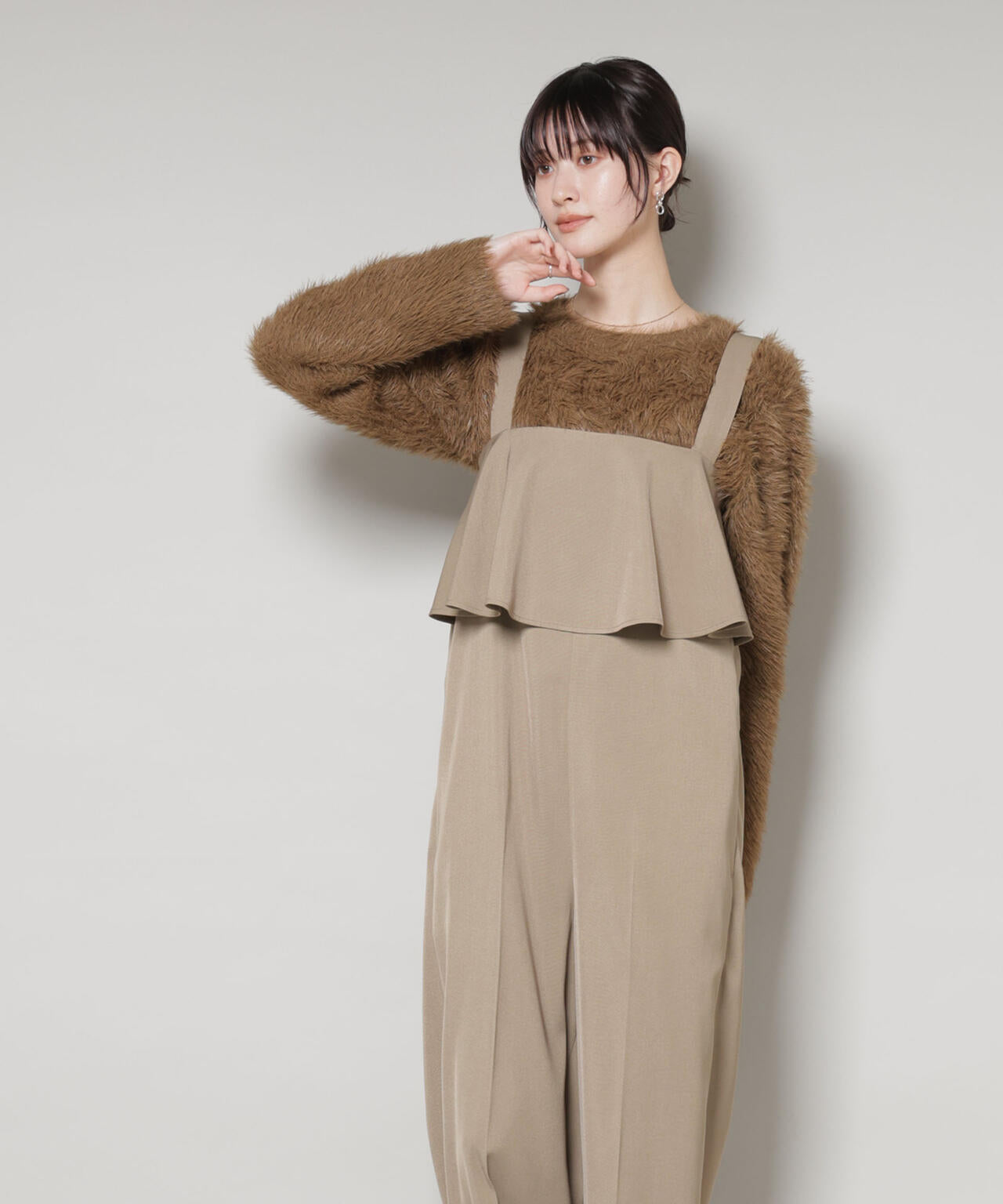 フロントフリルサロペットパンツ