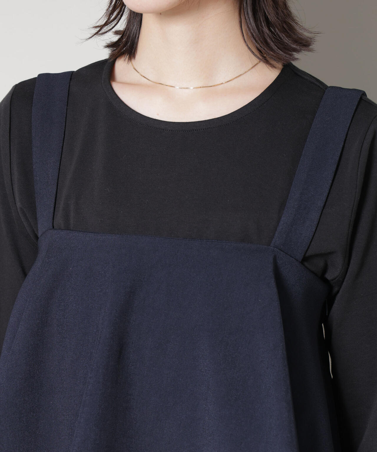 フロントフリルサロペットパンツ