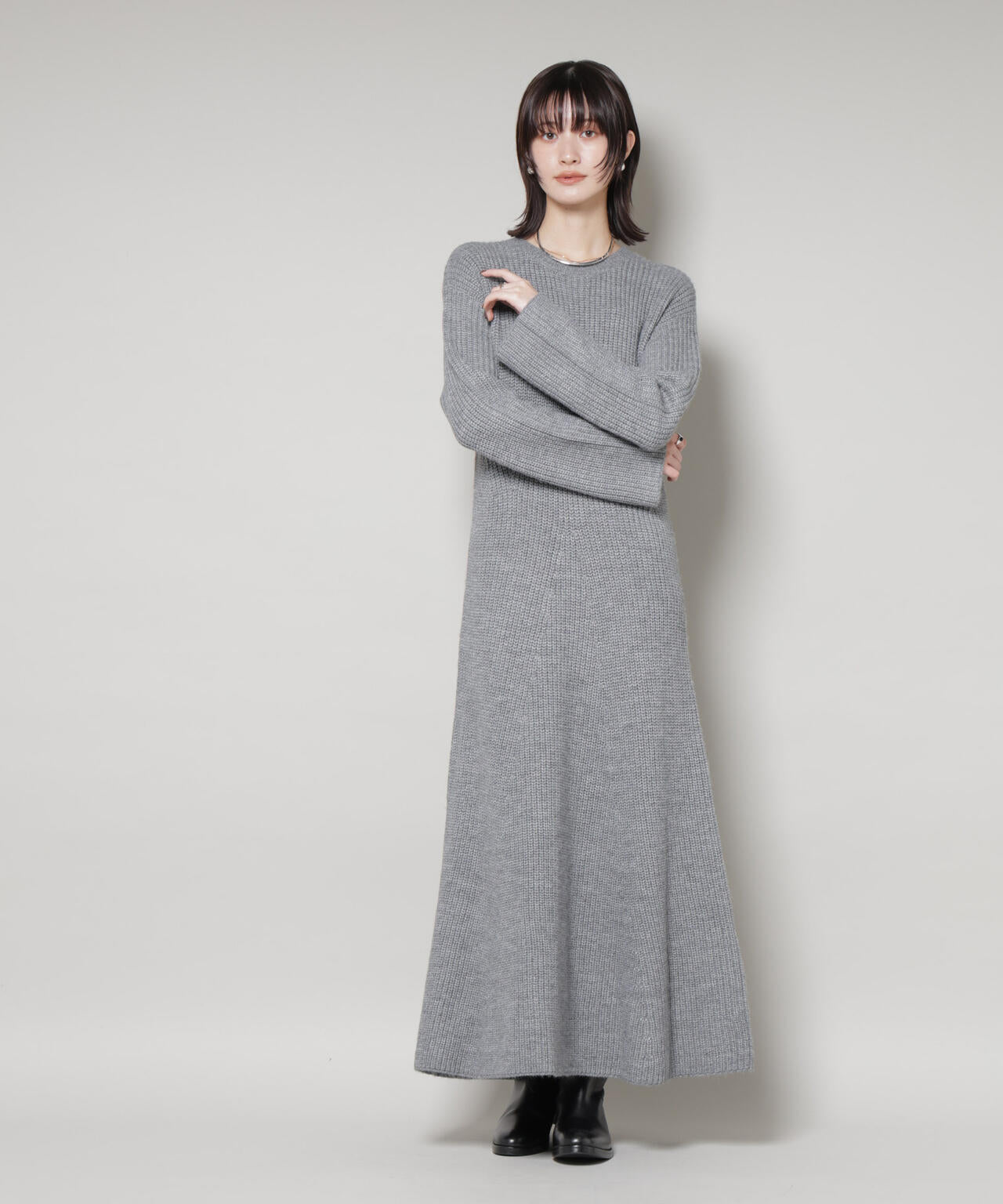 片畦フレアニットワンピース