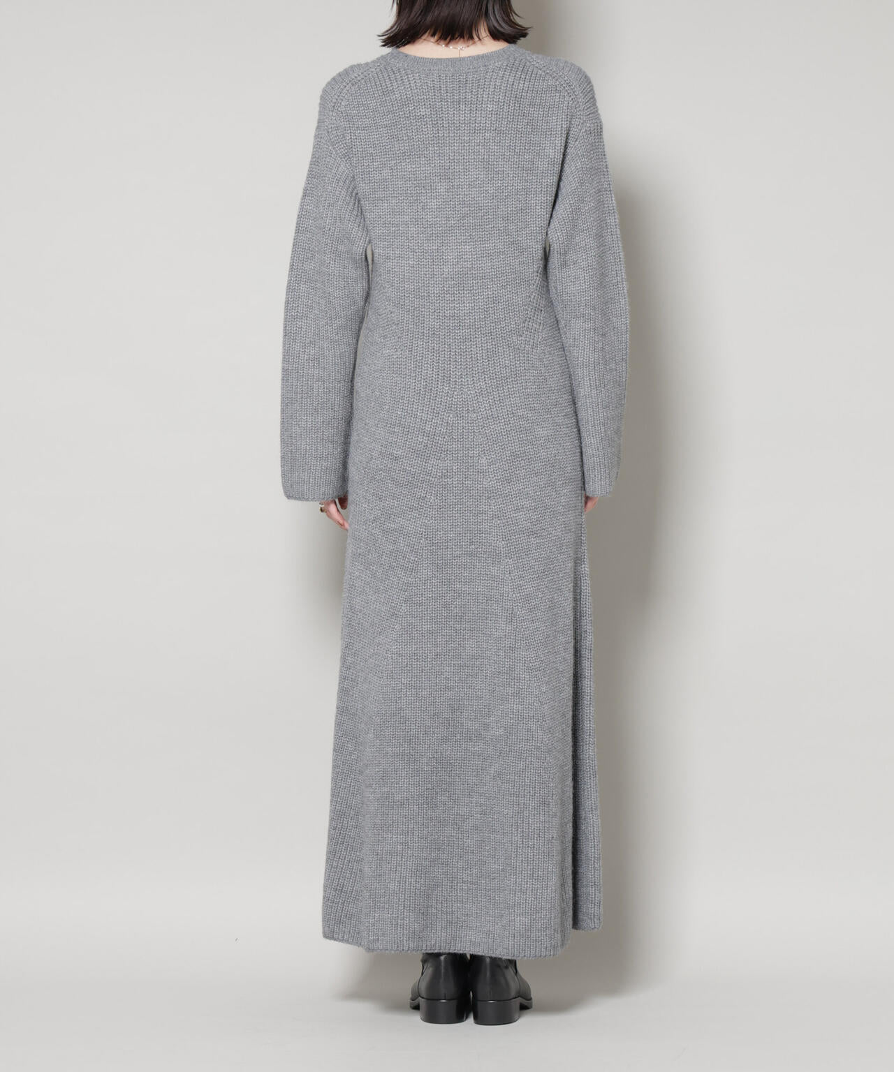 片畦フレアニットワンピース