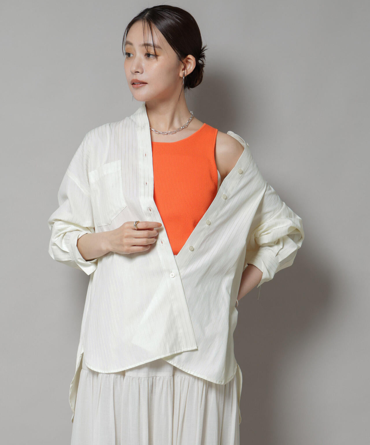 スタンドカラーストライプシャツ