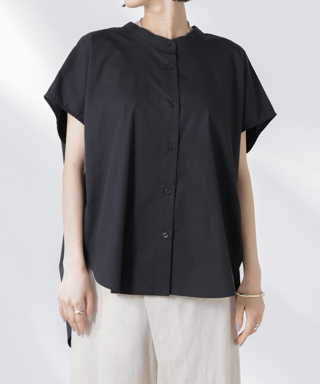 バックギャザーノースリーブブラウス