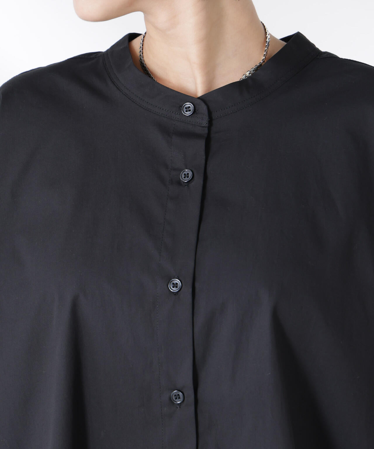 バックギャザーノースリーブブラウス