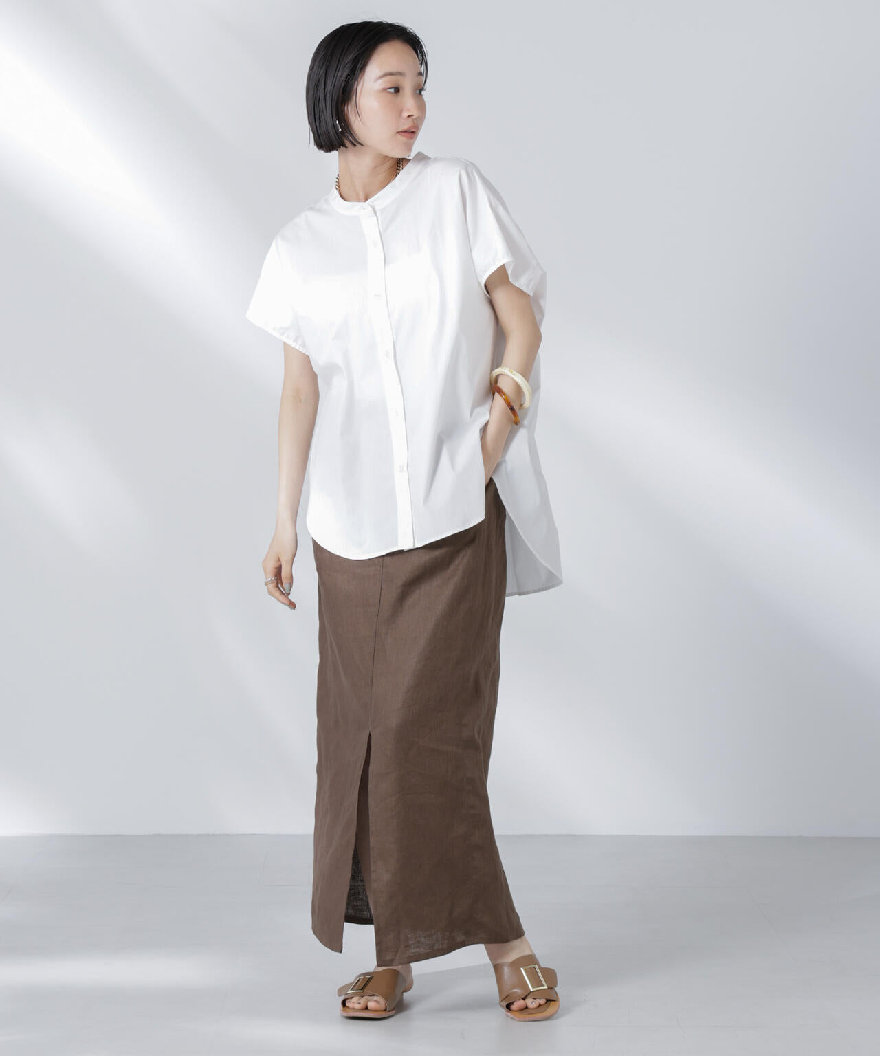 バックギャザーノースリーブブラウス