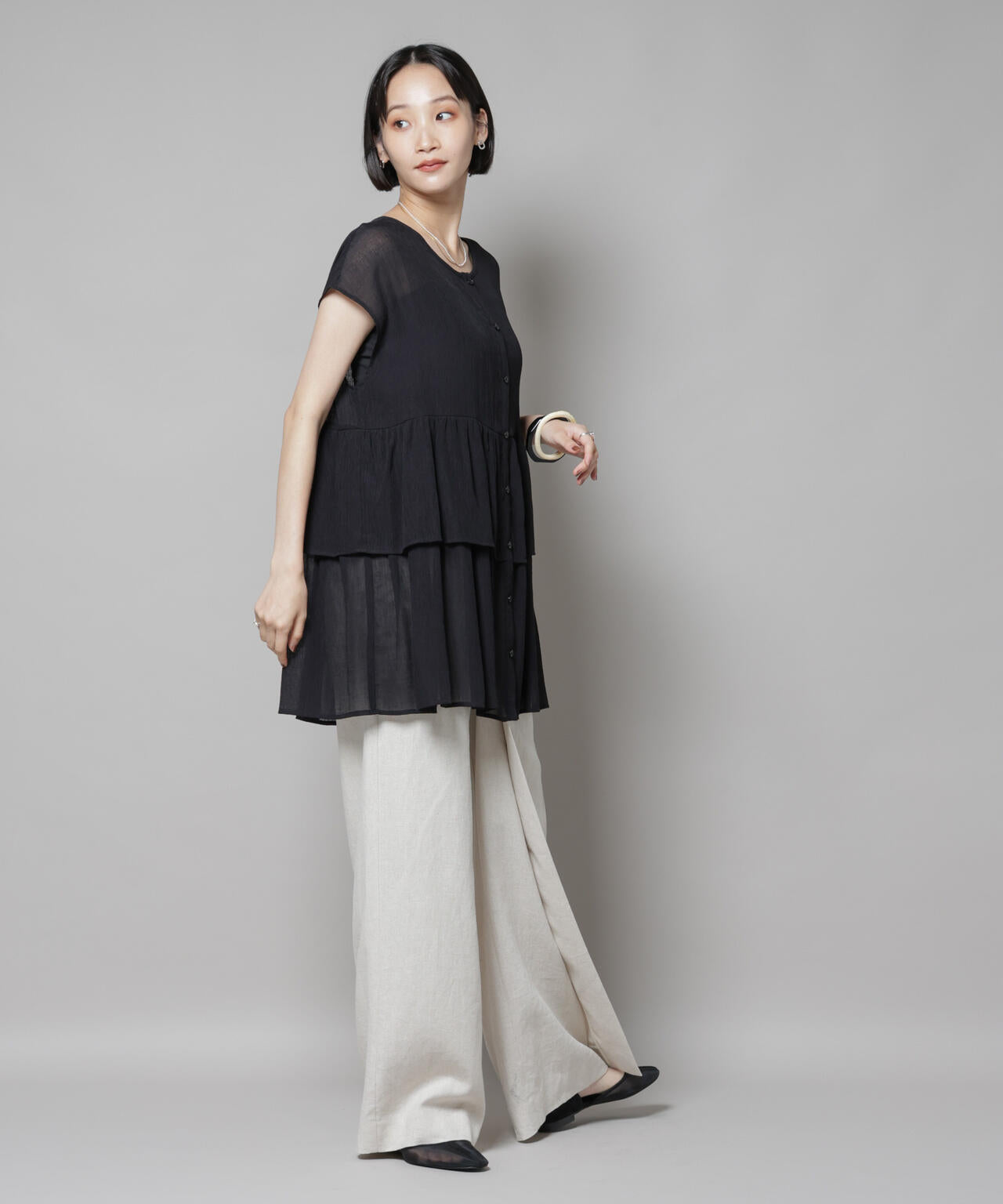 前後2wayシアー楊柳ノースリーブティアードブラウス