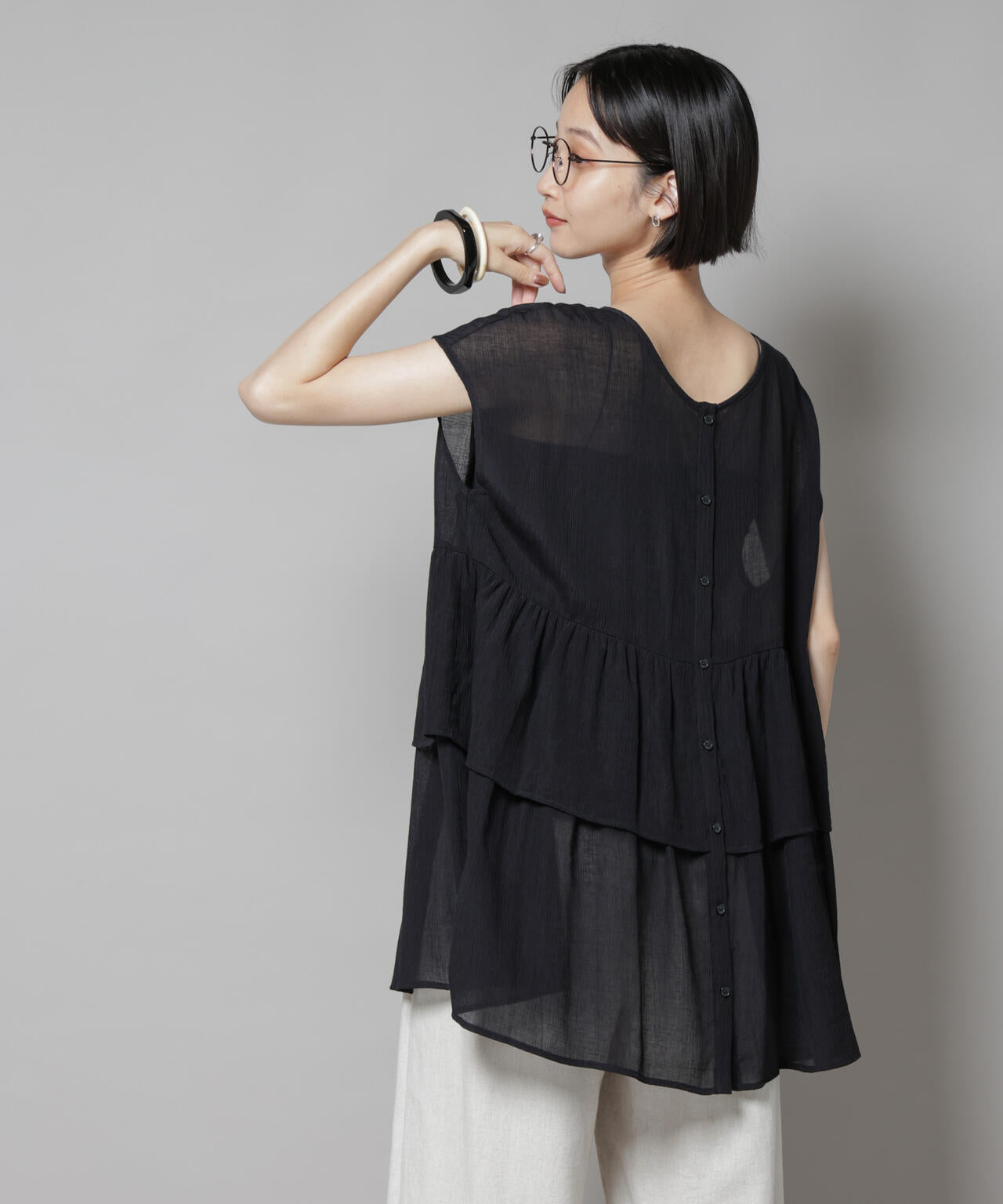 前後2wayシアー楊柳ノースリーブティアードブラウス