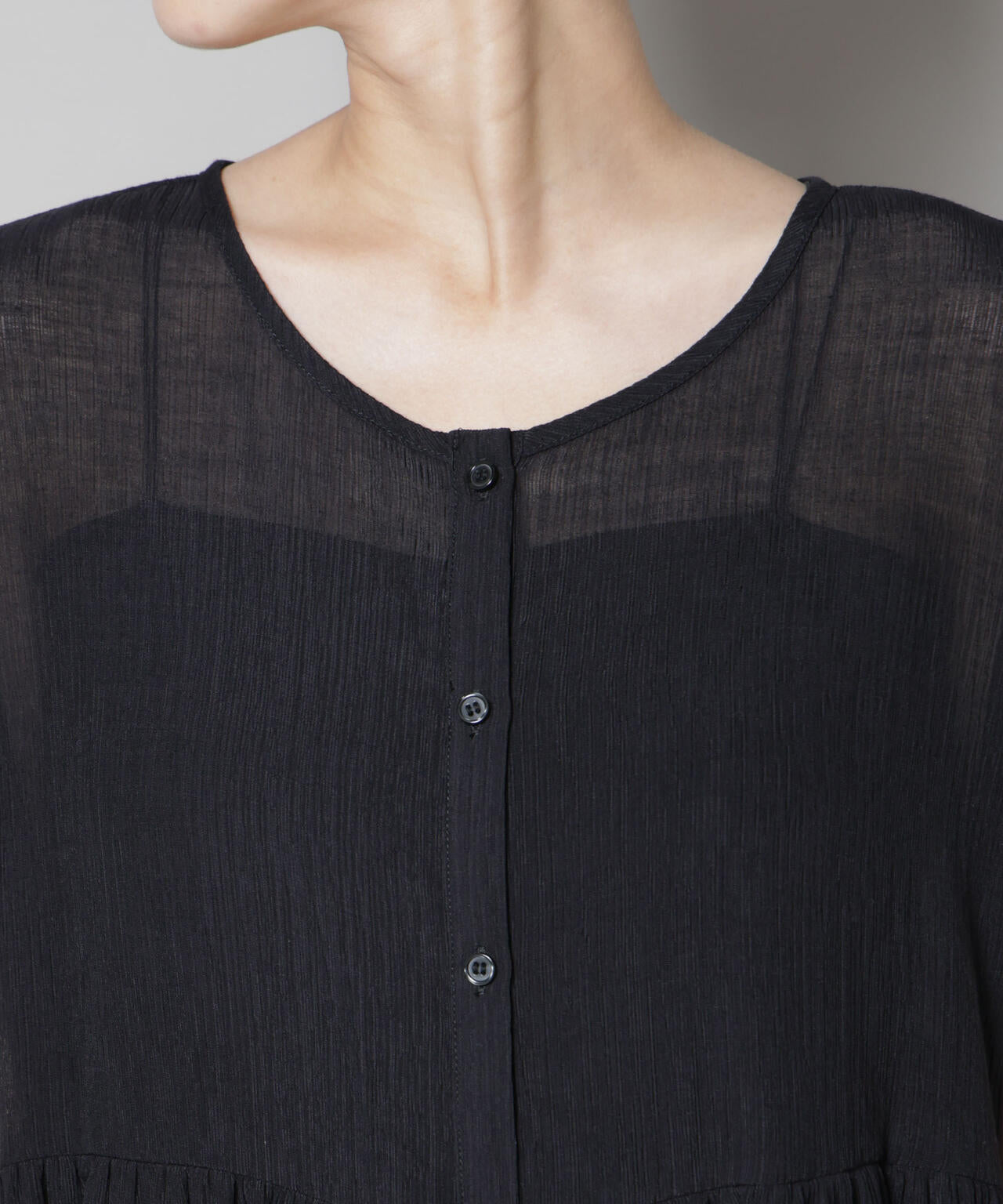 前後2wayシアー楊柳ノースリーブティアードブラウス