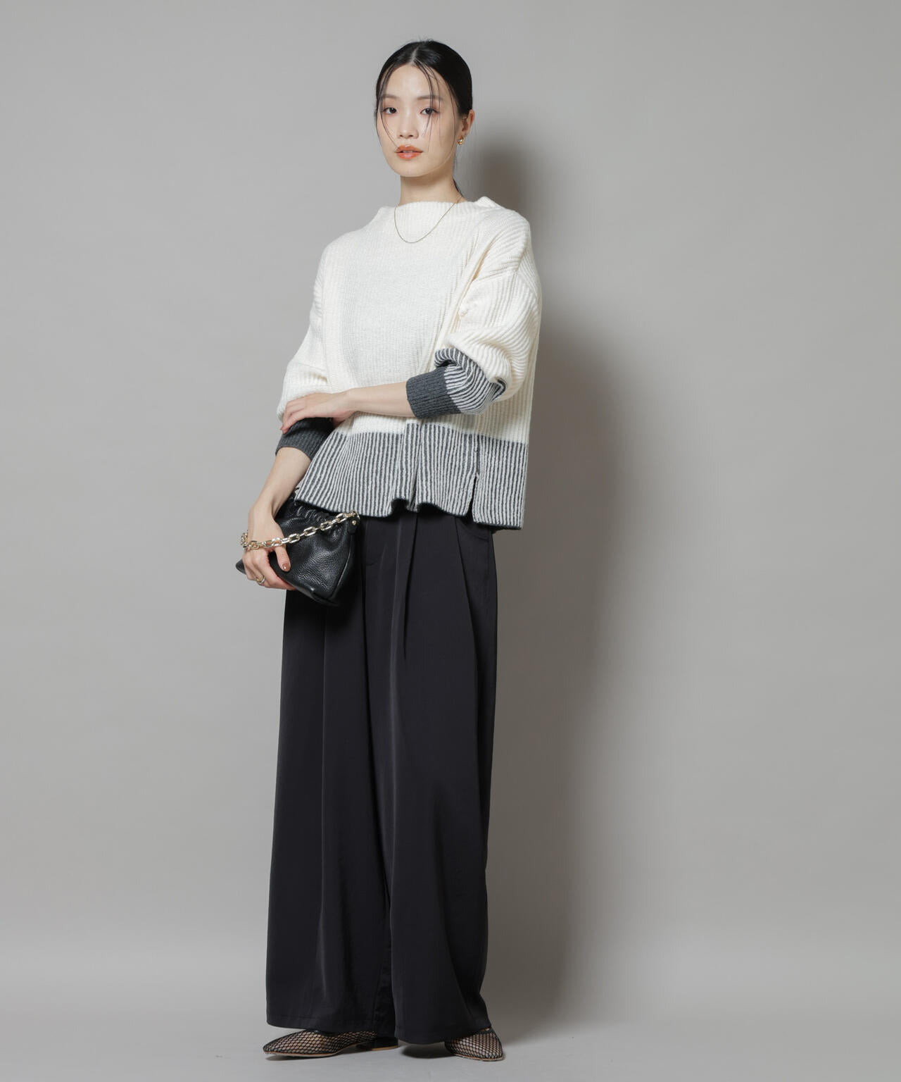 シャドーストライプニットプルオーバー