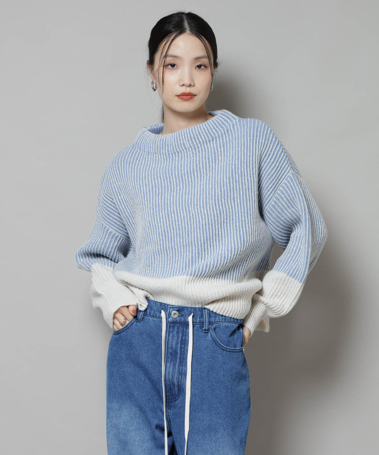 シャドーストライプニットプルオーバー