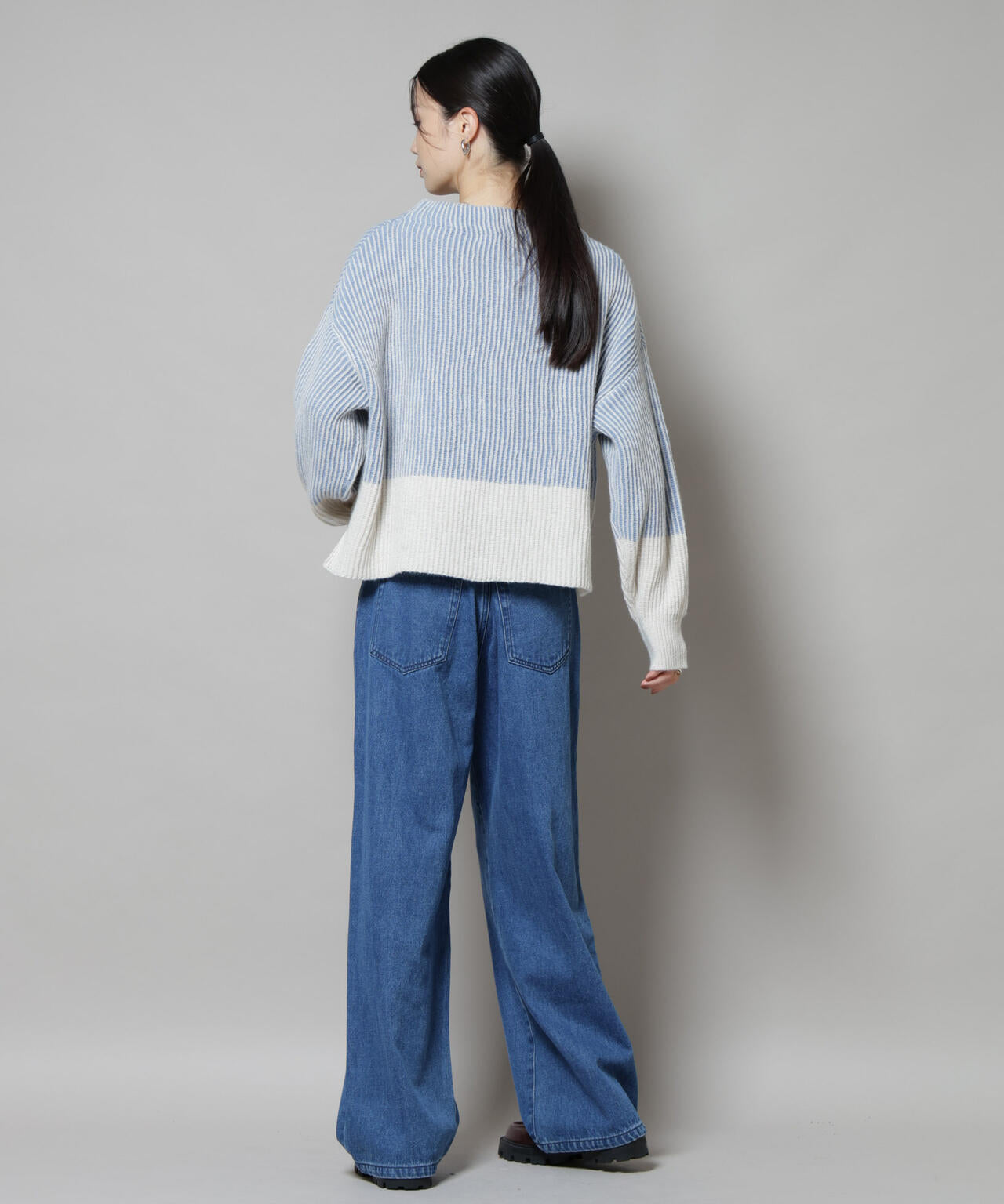 シャドーストライプニットプルオーバー