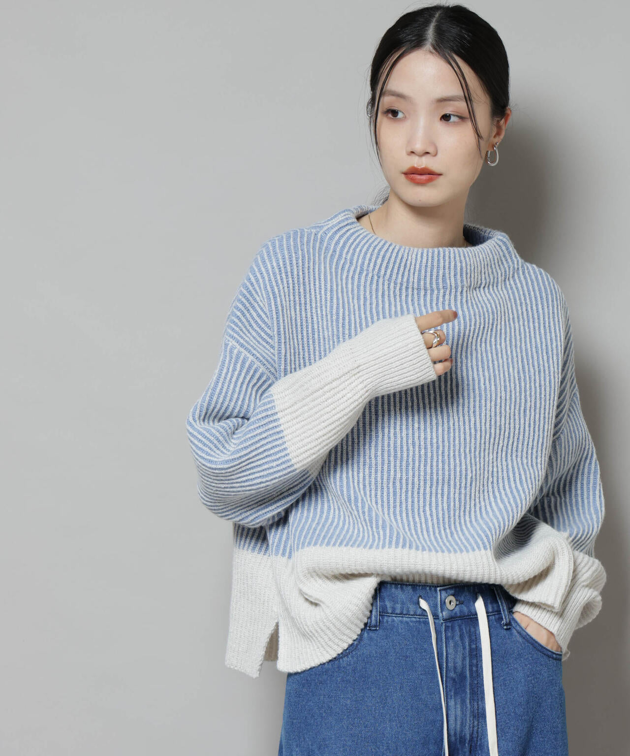 シャドーストライプニットプルオーバー
