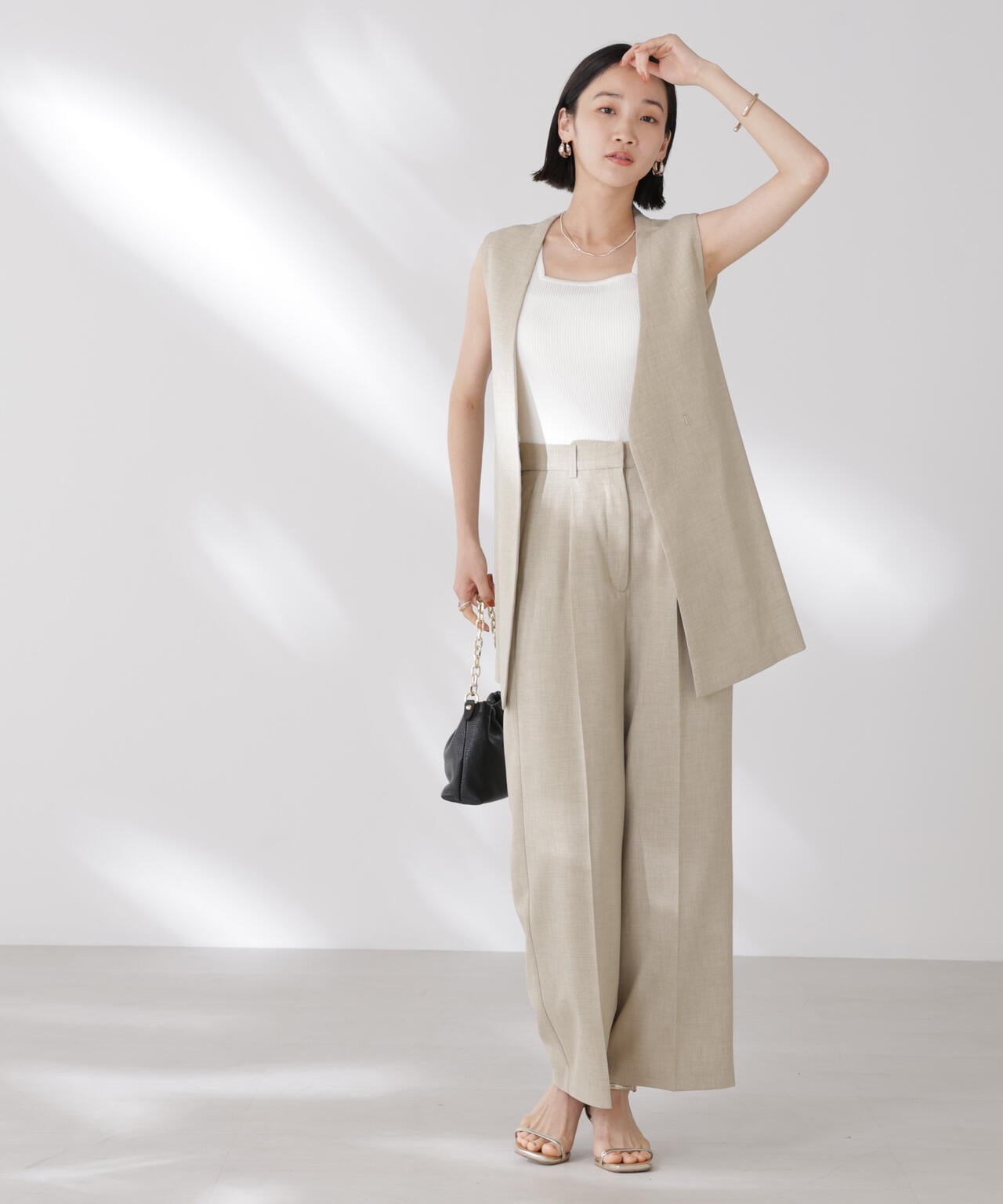 前後2wayスクエア&クルーネックリブニットタンクトップ