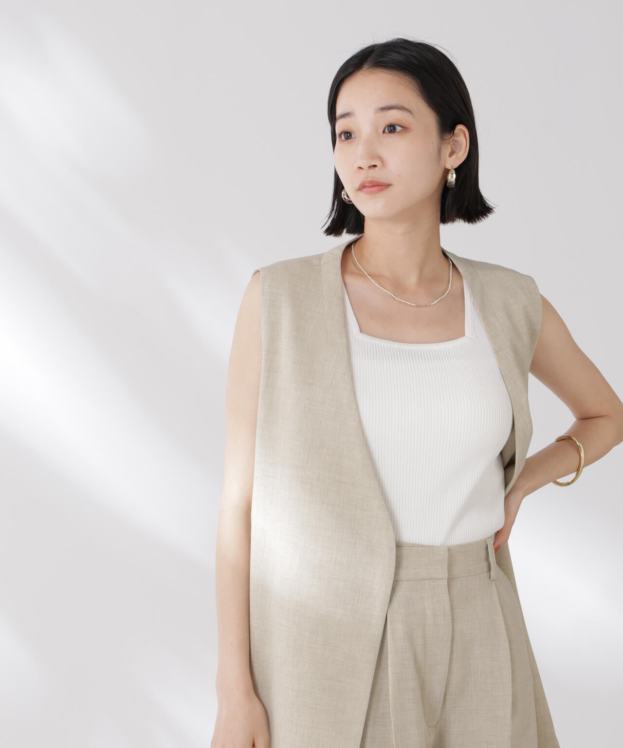 前後2wayスクエア&クルーネックリブニットタンクトップ