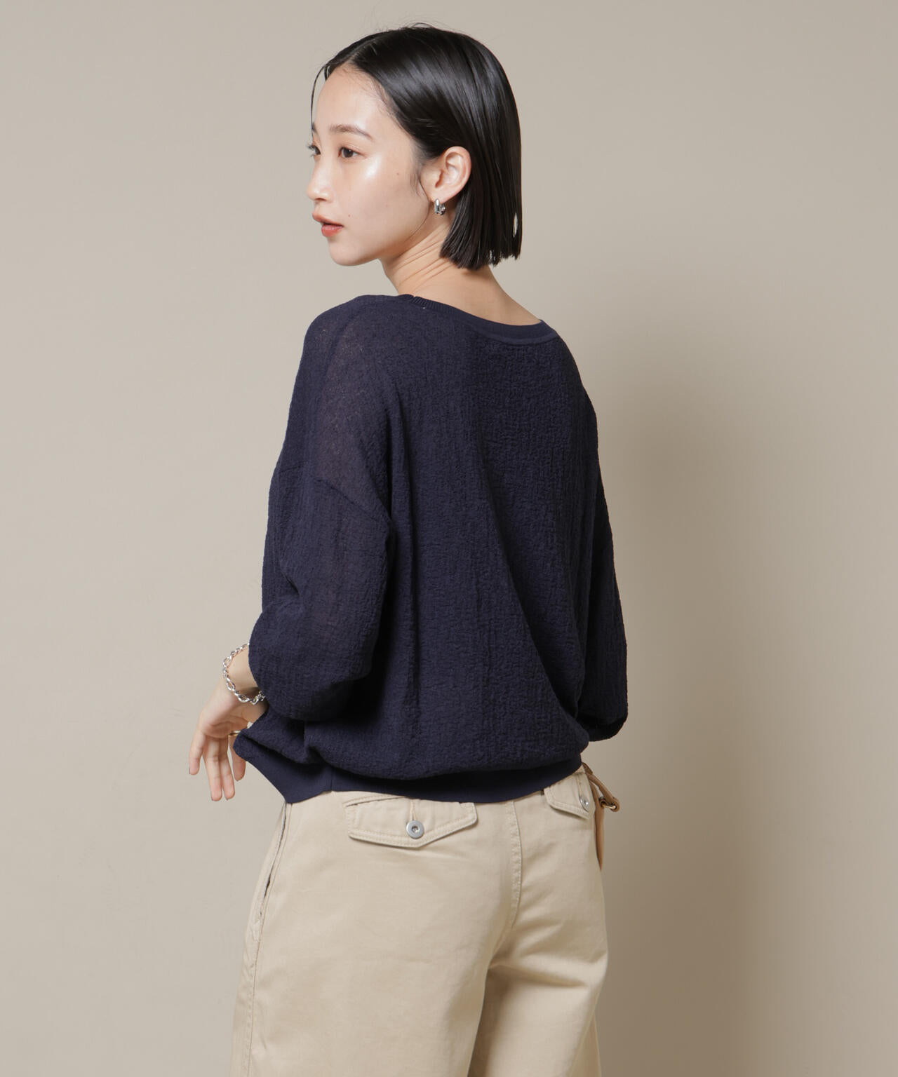 梨地ボートネックワイドシルエットニット