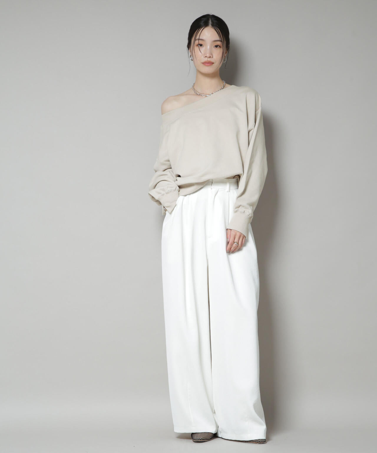 ワイドボートネックスウェットトップス