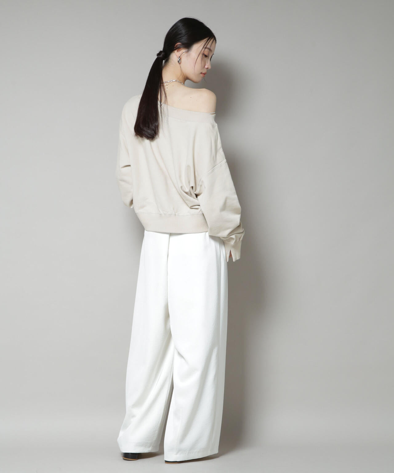 ワイドボートネックスウェットトップス