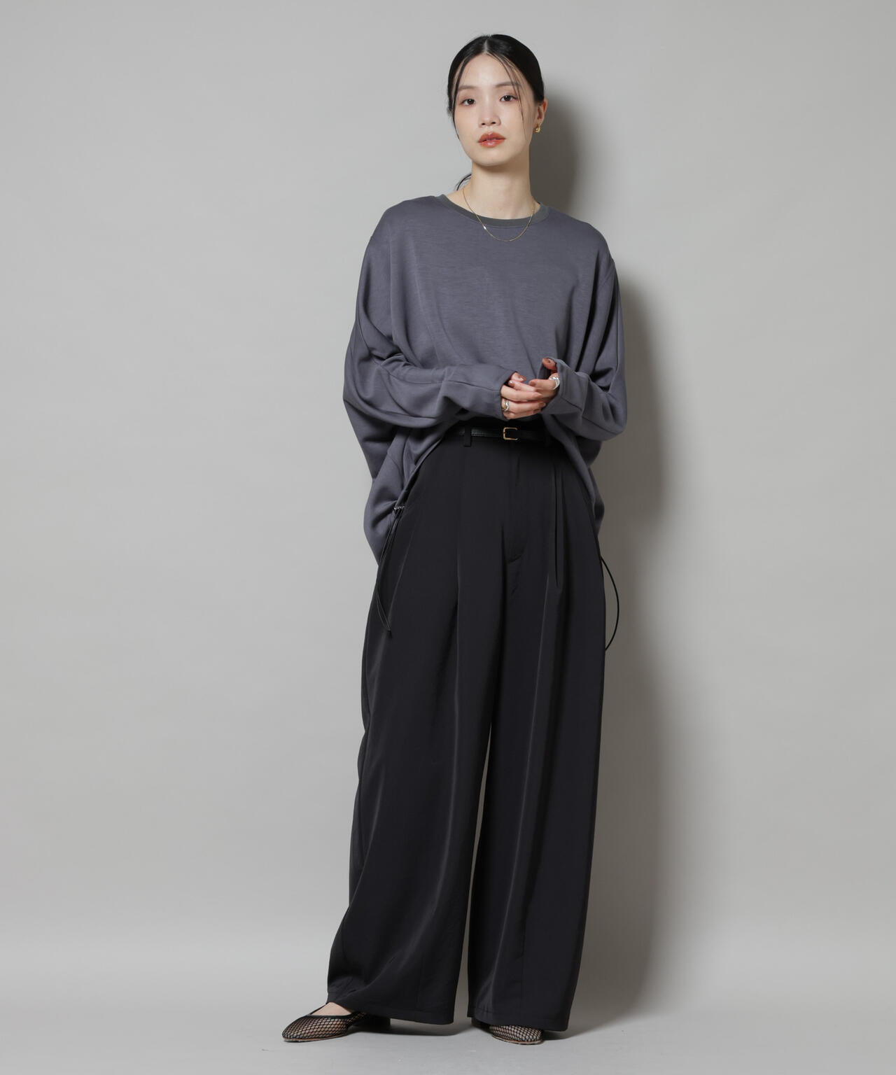 ドルマンスリーブバックドロストヘムカットプルオーバー