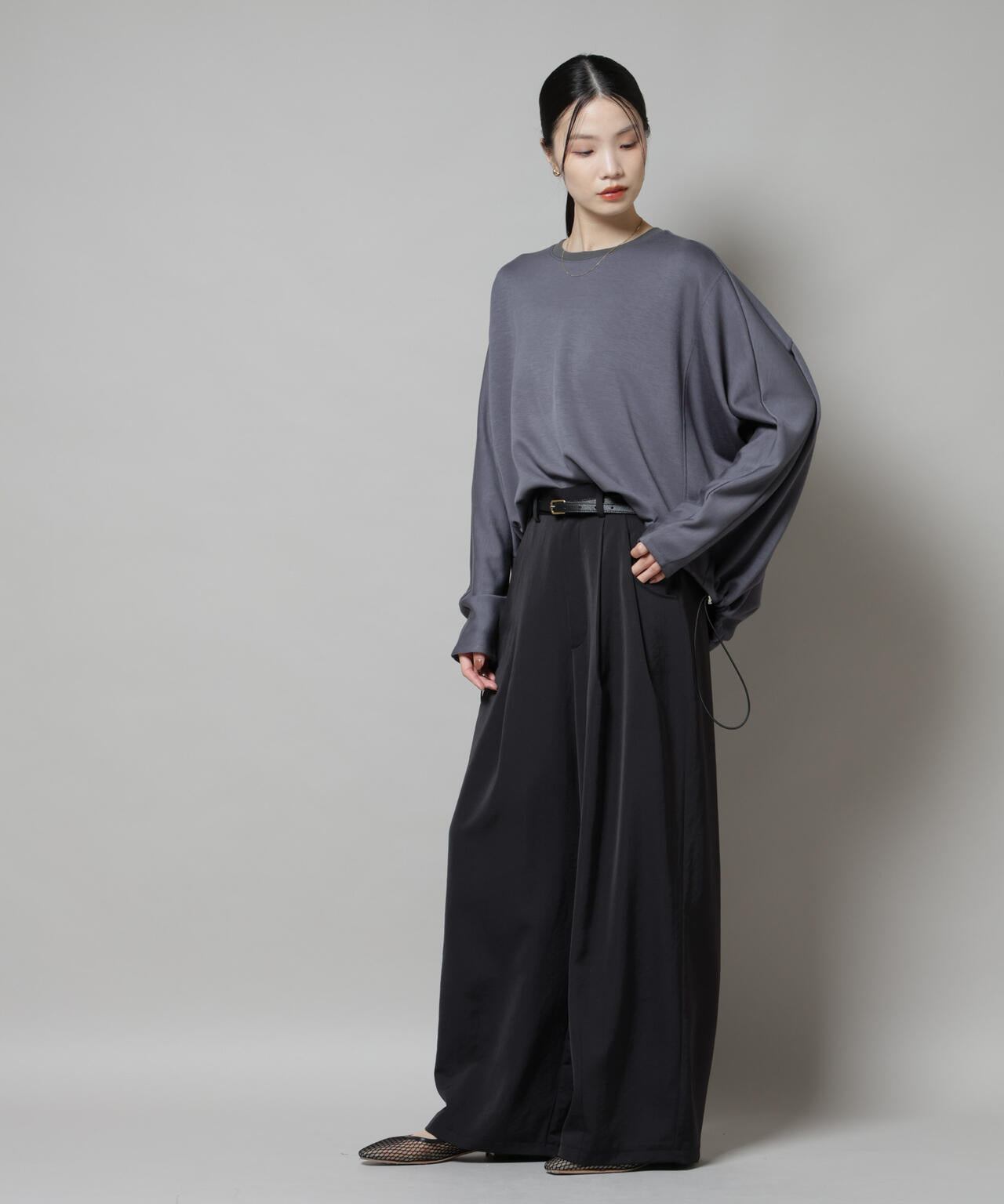 ドルマンスリーブバックドロストヘムカットプルオーバー