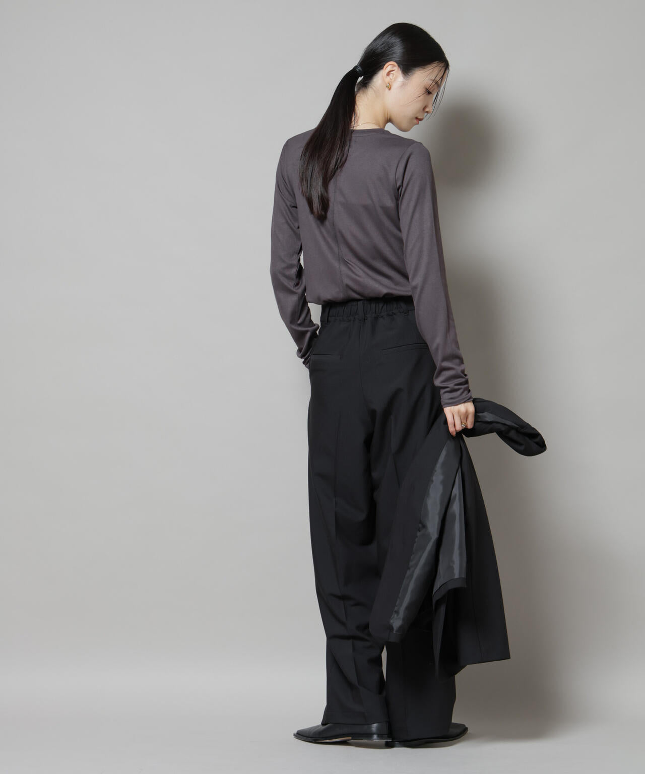 吸湿発熱クルーネックロングスリーブTシャツ