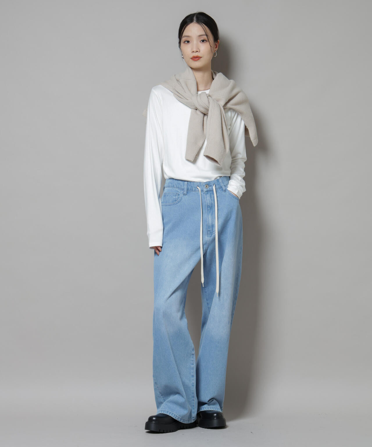 吸湿発熱クルーネックロングスリーブTシャツ