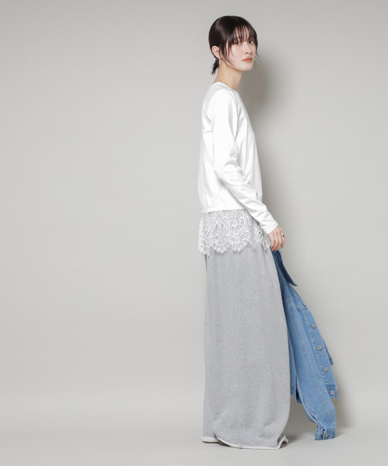 裾レースドッキングロングTシャツ