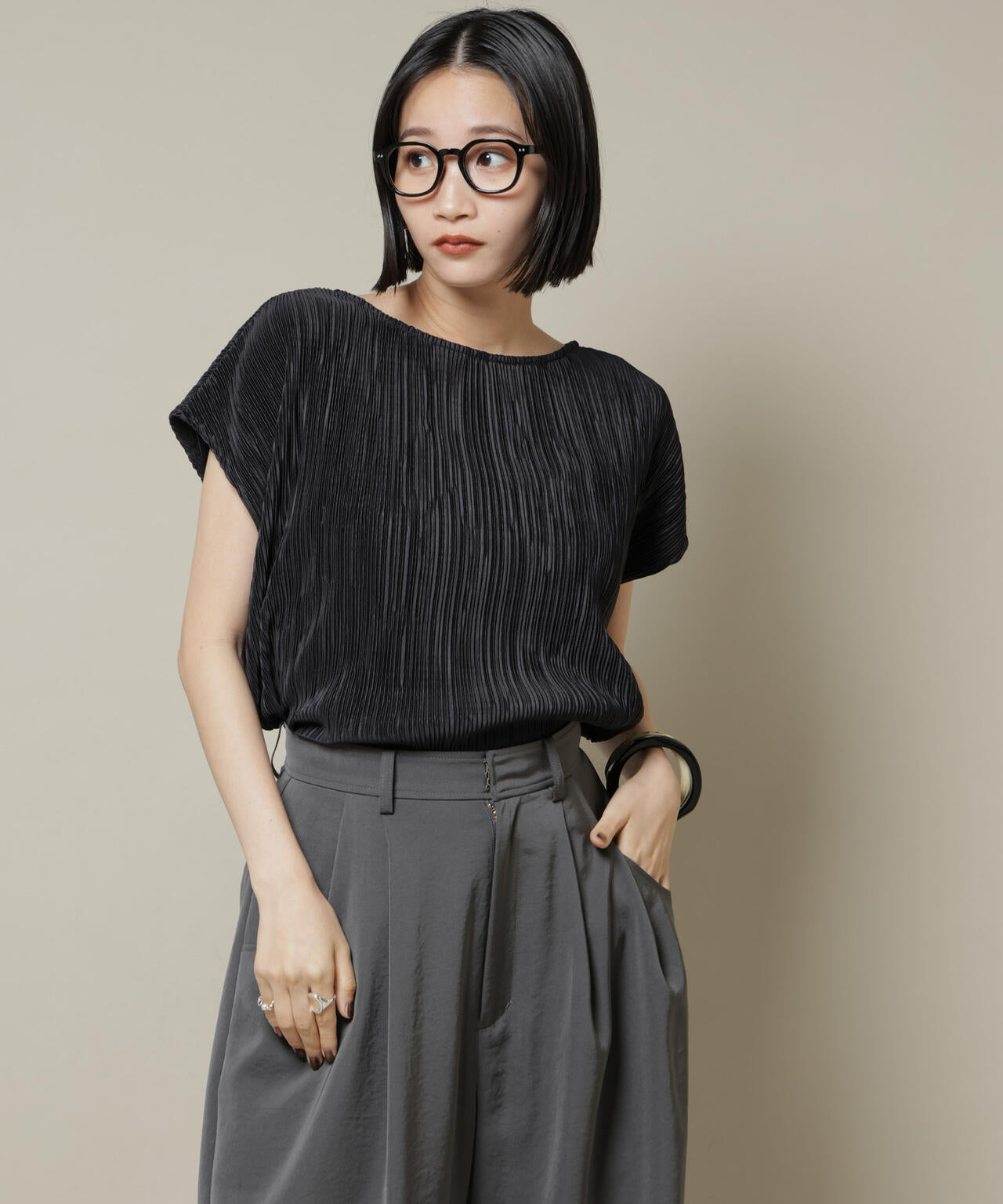 ランダムプリーツカットフレンチスリーブトップス(セットアップ可)