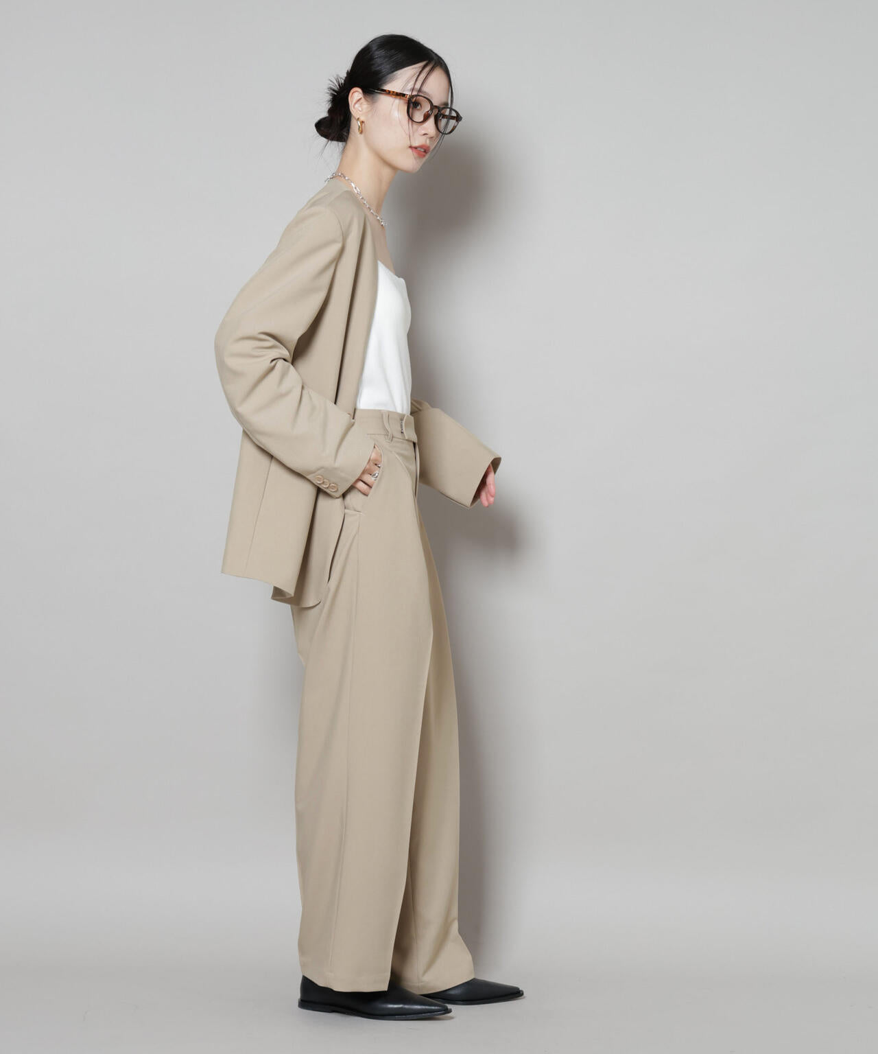 ワンタックセンタープレスストレートパンツ(セットアップ可)