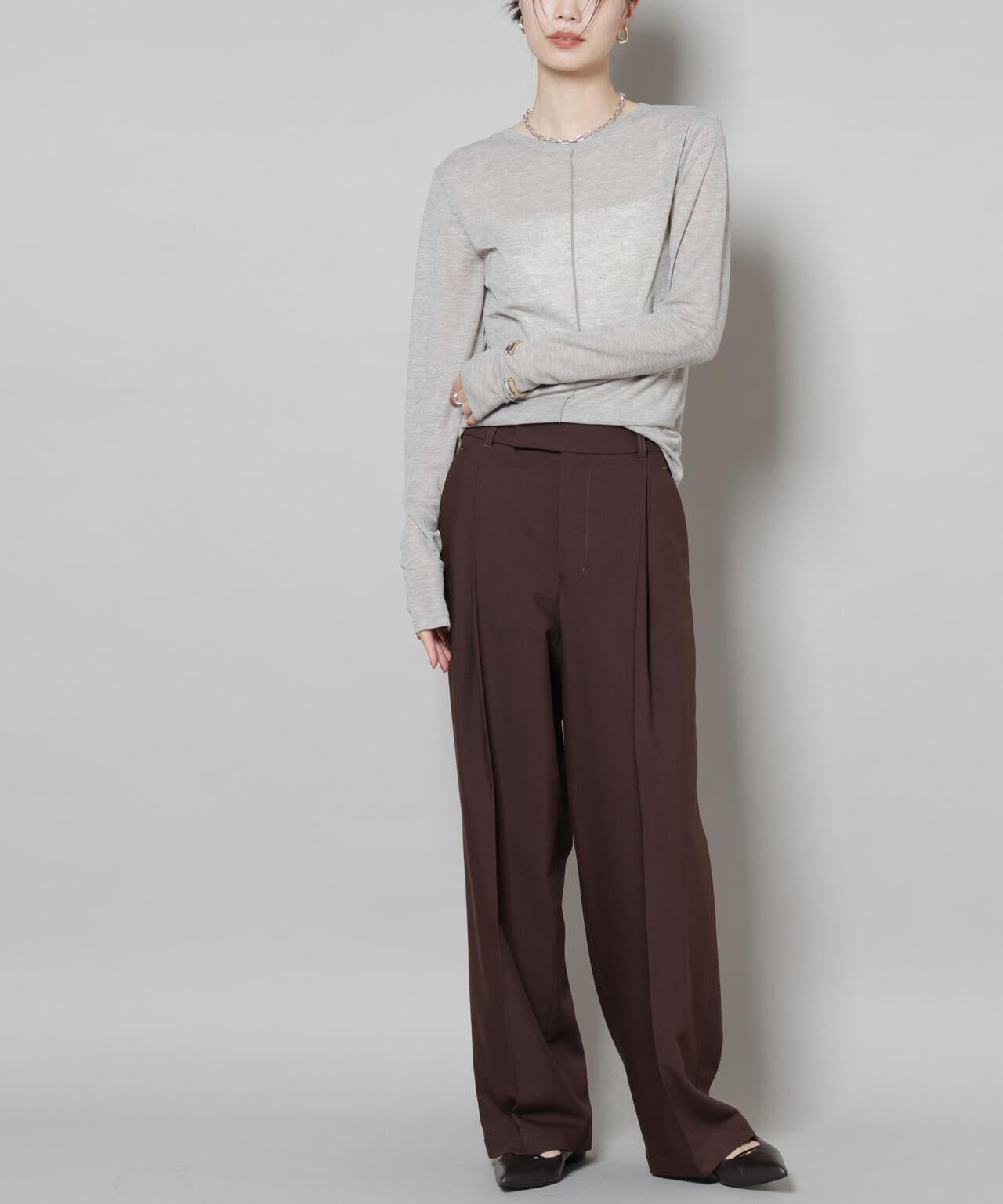 ワンタックセンタープレスストレートパンツ(セットアップ可)